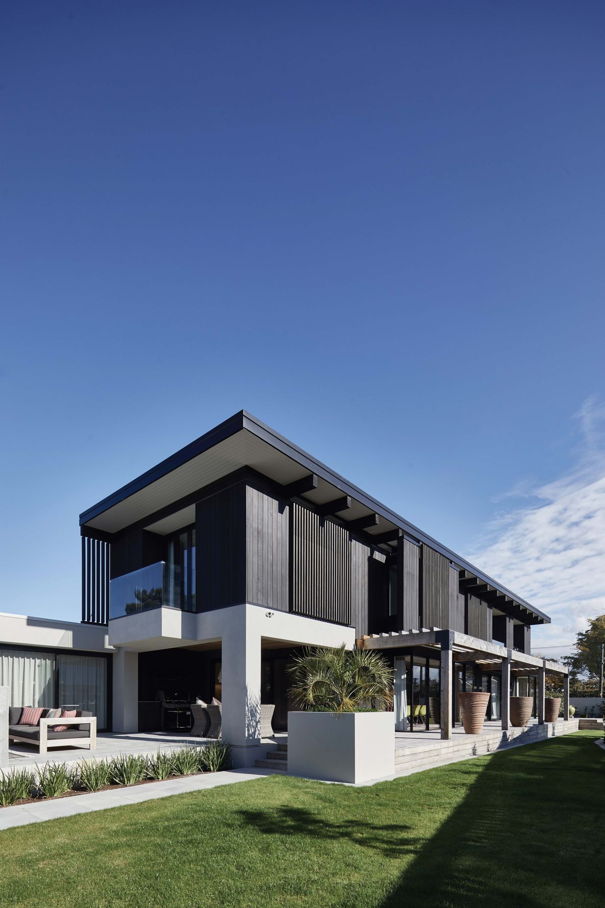 Industrial Style House of the Year 2017