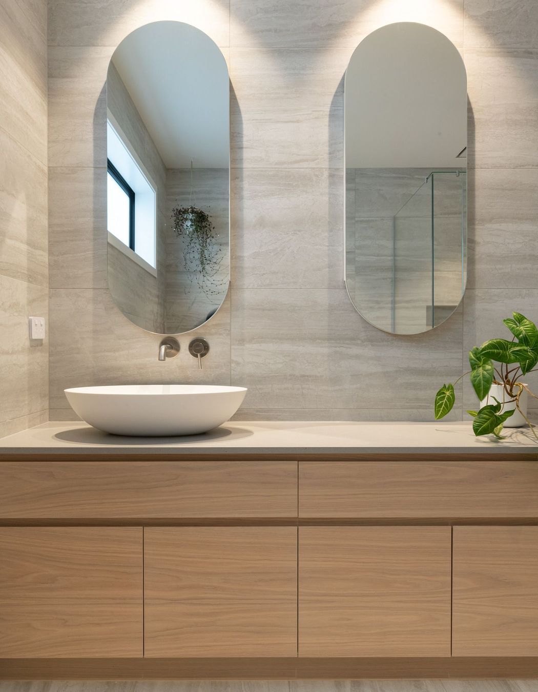 TGA - Modern Screens