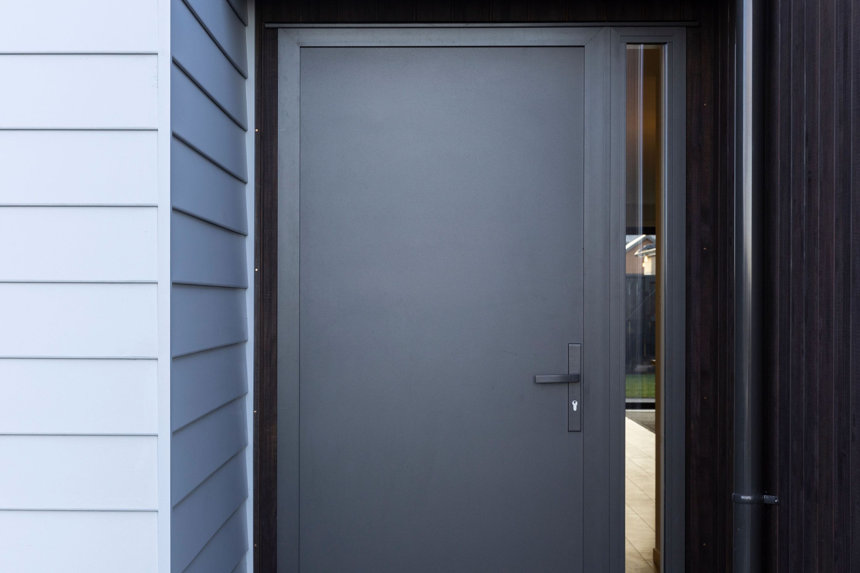 Carrs572390.jpg