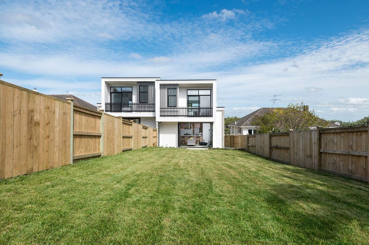 Castledine Crescent, Glen Innes