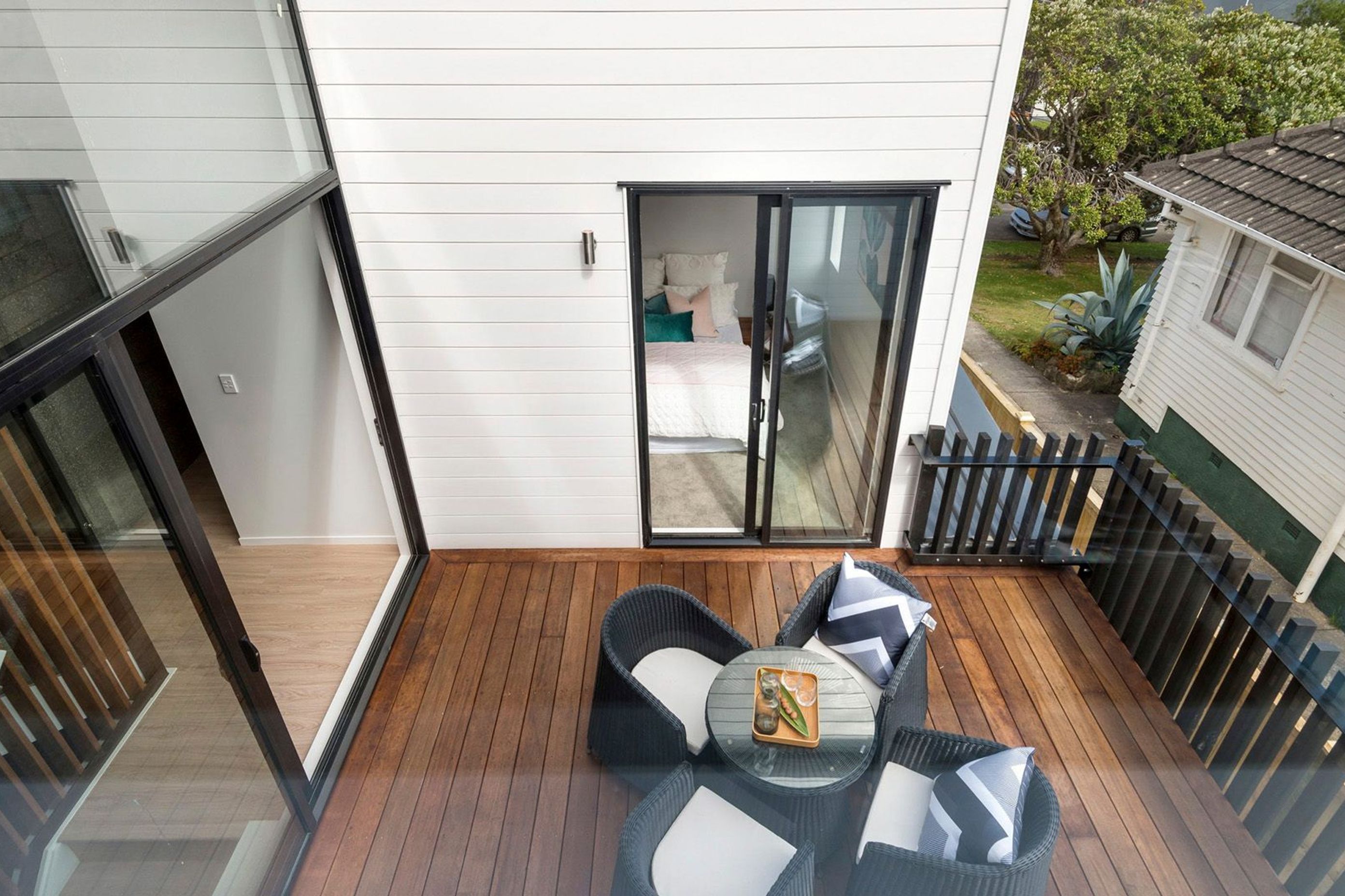Castledine Crescent, Glen Innes