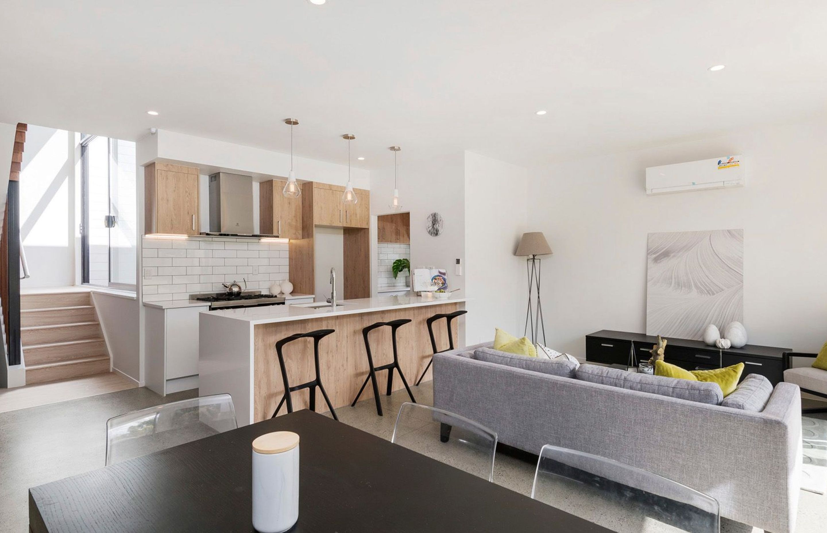 Castledine Crescent, Glen Innes