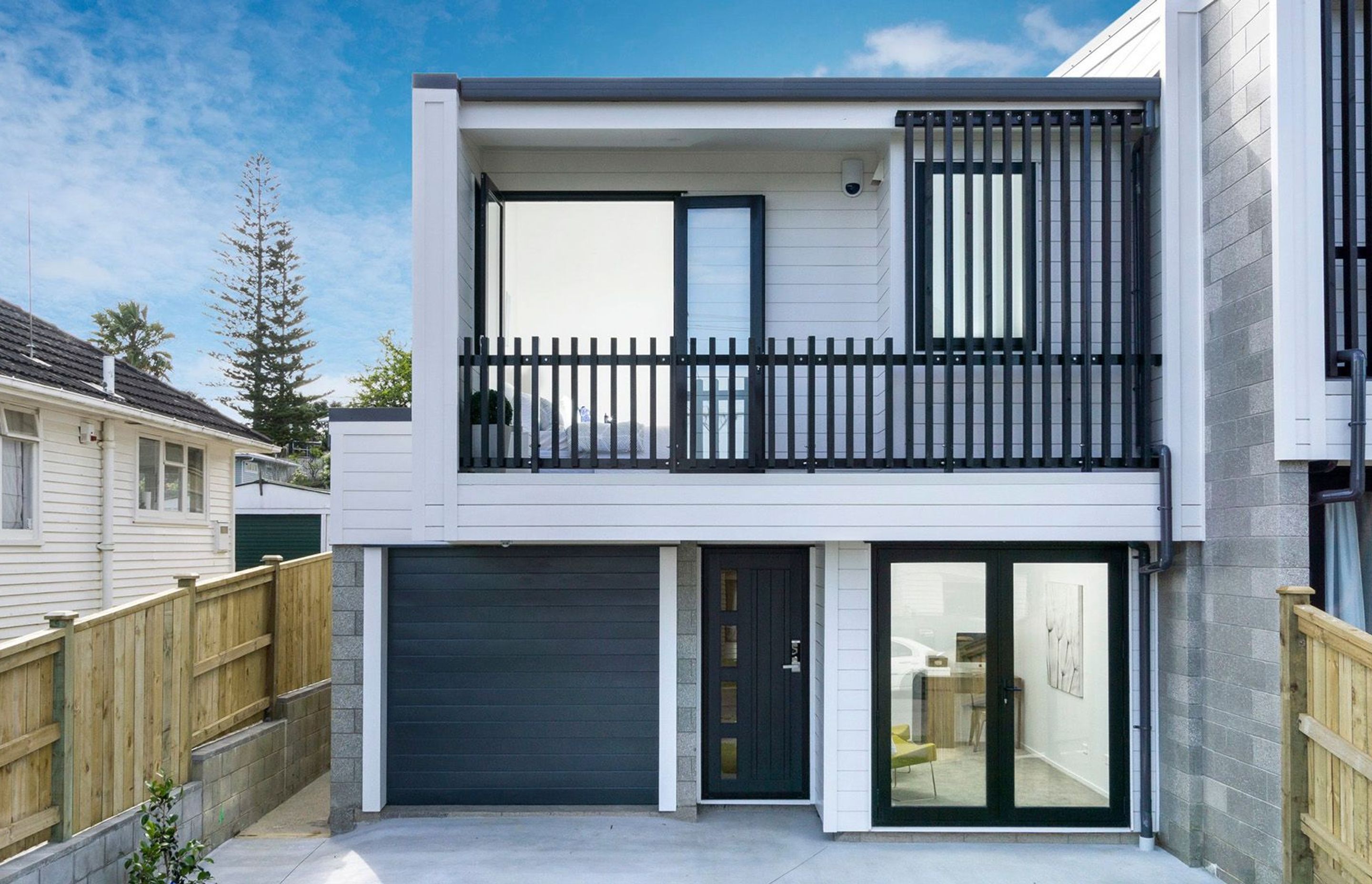 Castledine Crescent, Glen Innes