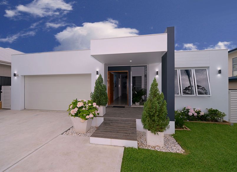 Single storey home with pool
