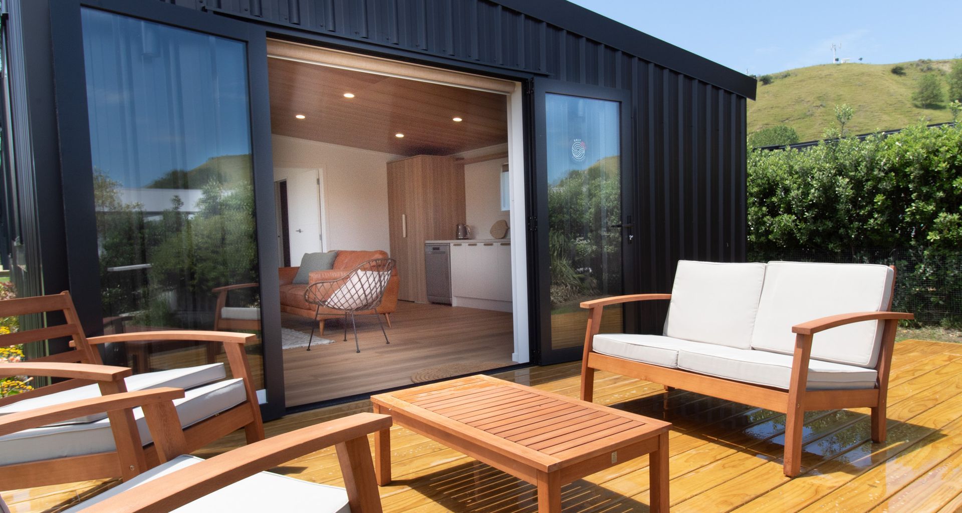 Wainui Salt Guest House banner