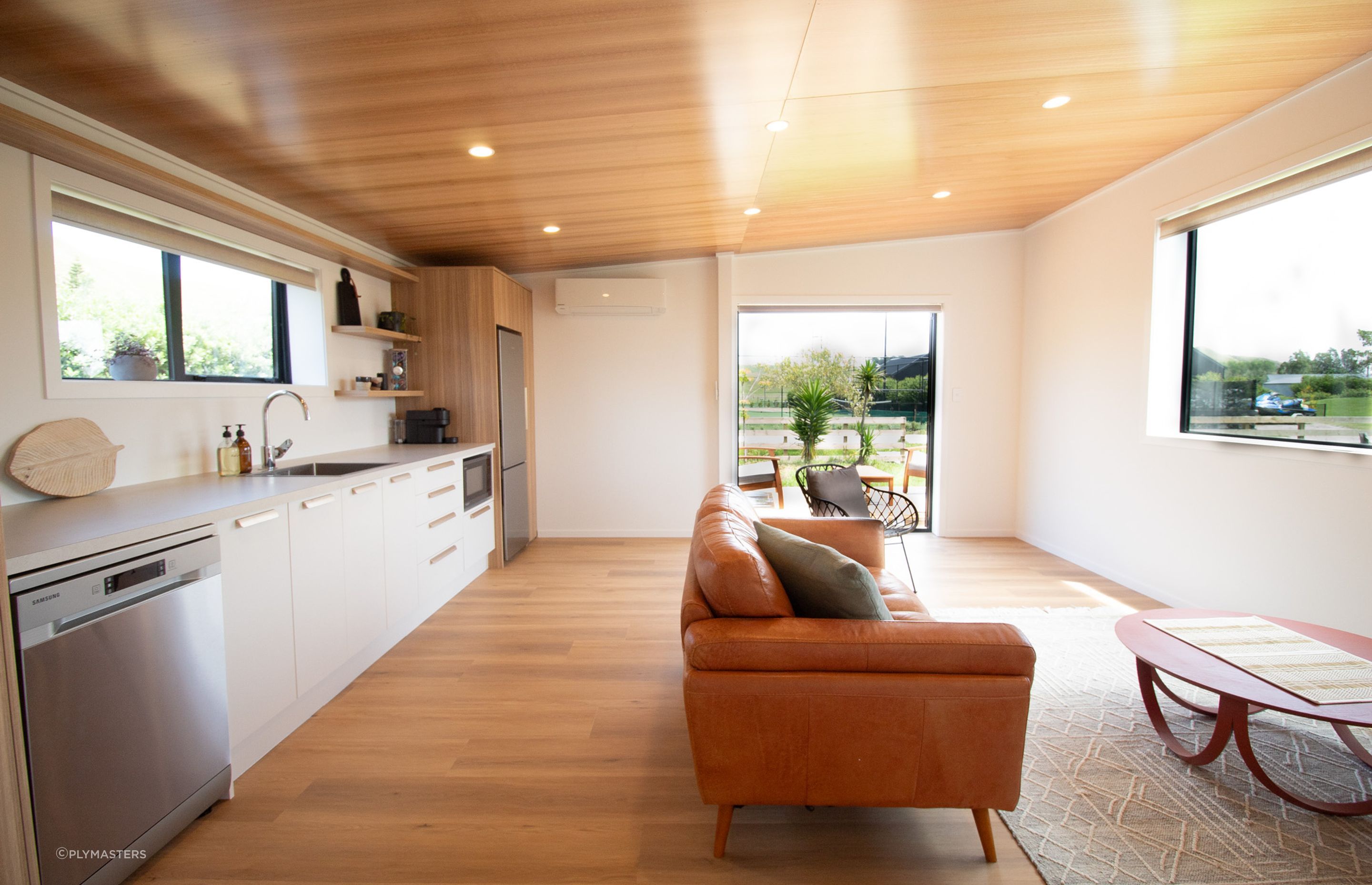 Classique-Eucalyptus-Seahorse-Properties-6-v2.jpg
