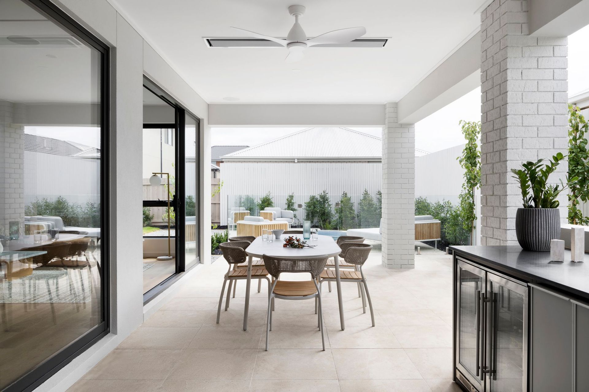 Linear Form - Gen Fyansford