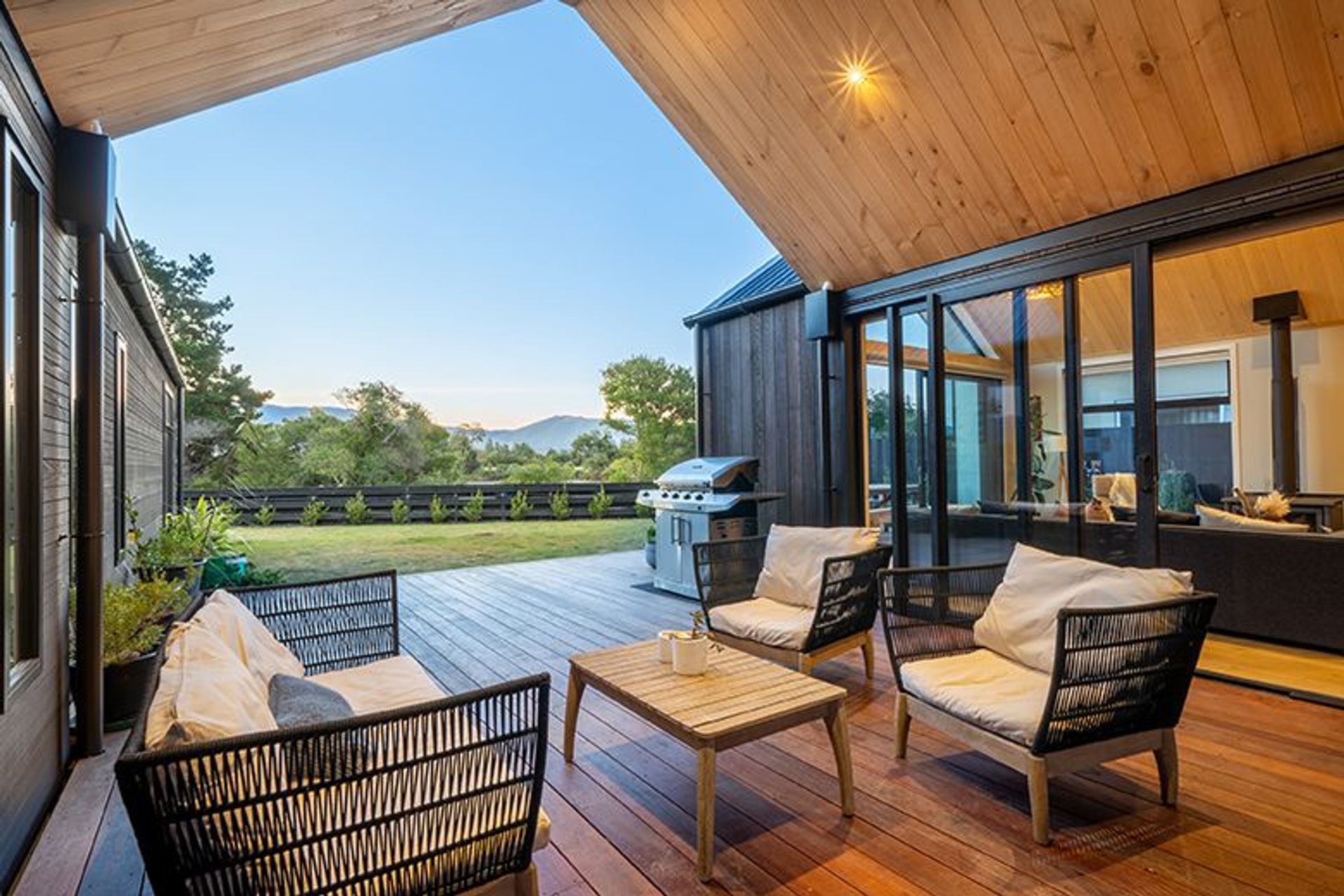 Moutere Inlet residence, Tasman District