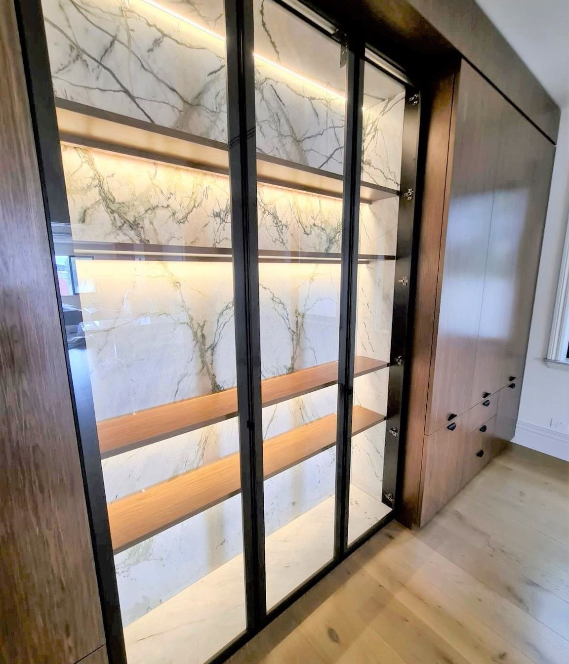 DISPLAY-CUPBOARD.jpg