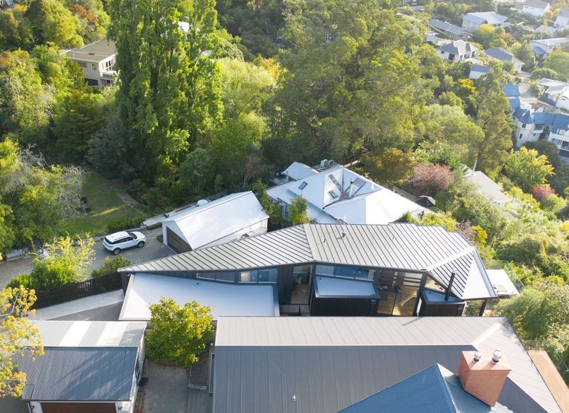 Folded Roof Home