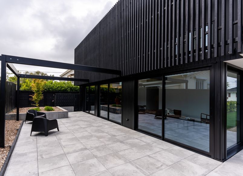 Bold and Beautiful - Sandringham
