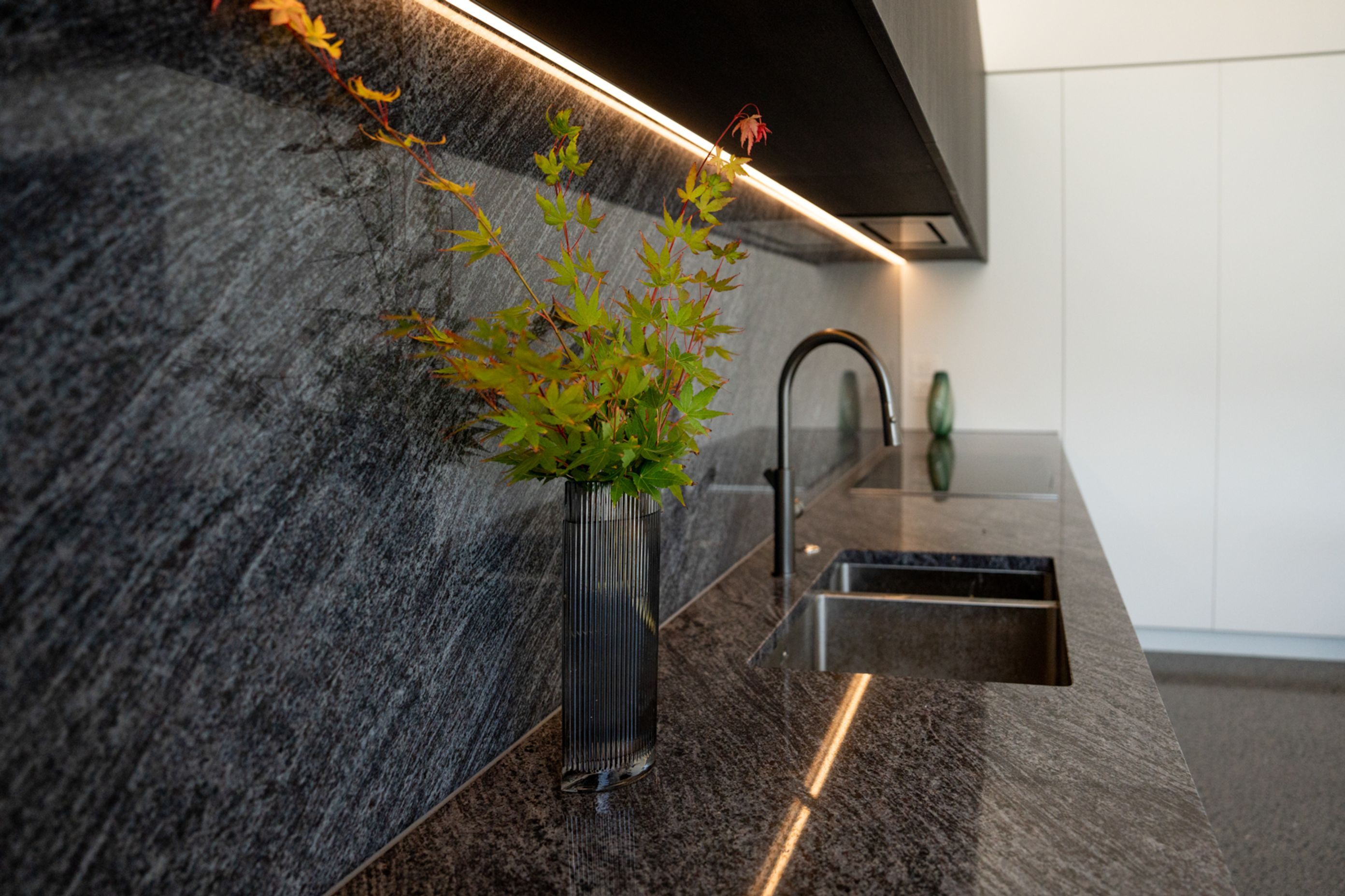 Bold and Beautiful - Sandringham