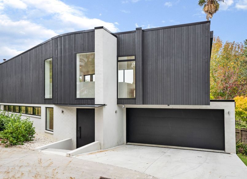 Castor Bay Residence