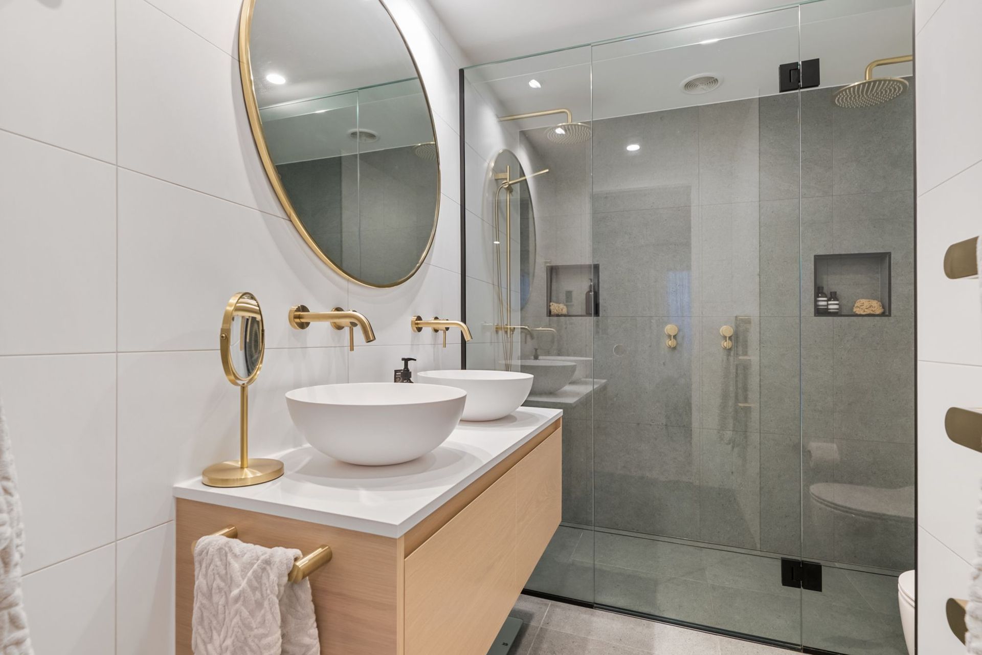 Peninsula Modern Luxe