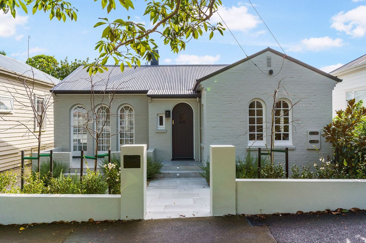 Rebuilding a traditional showhome
