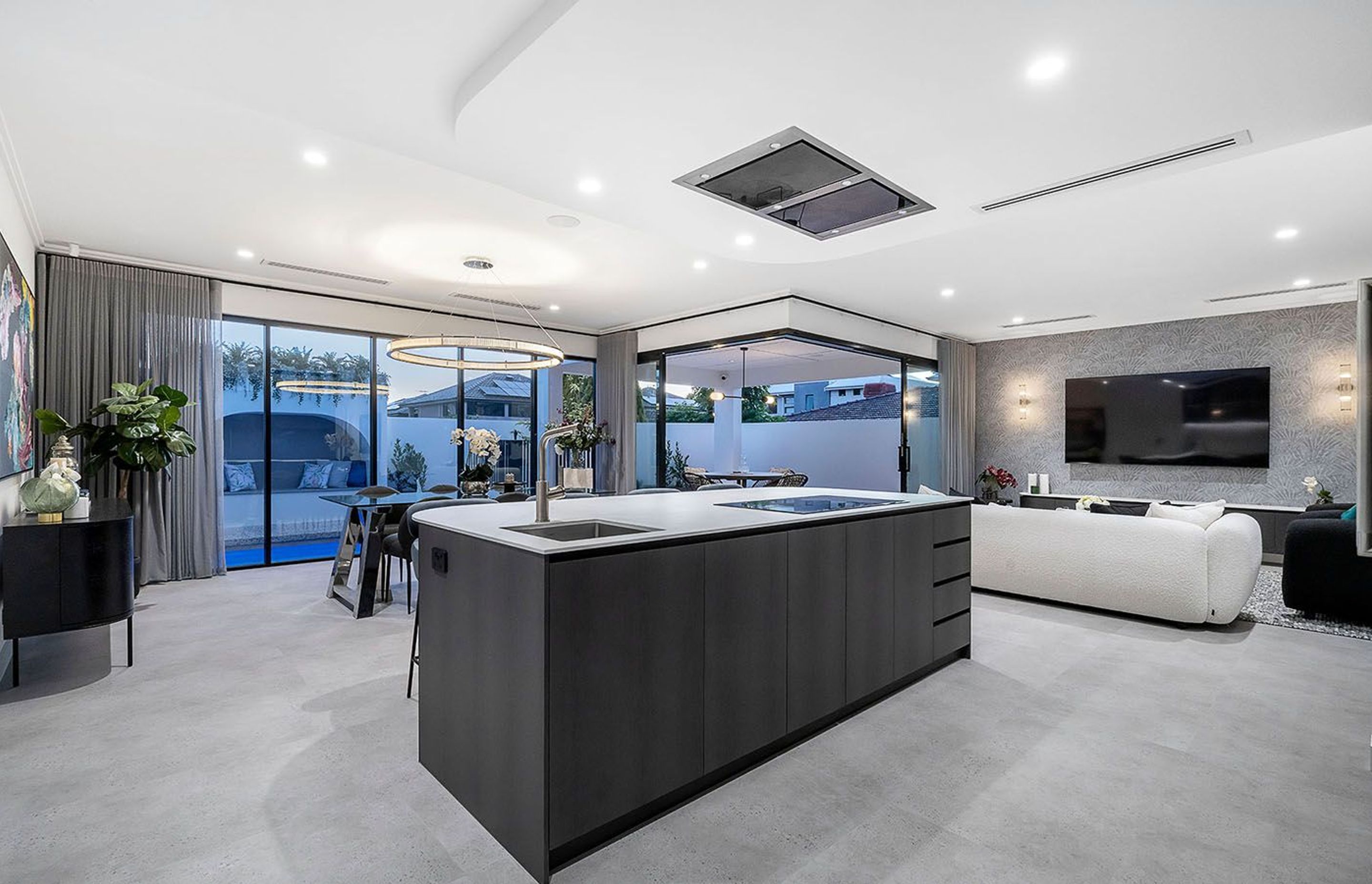 The Lake Como by Beaumonde Homes