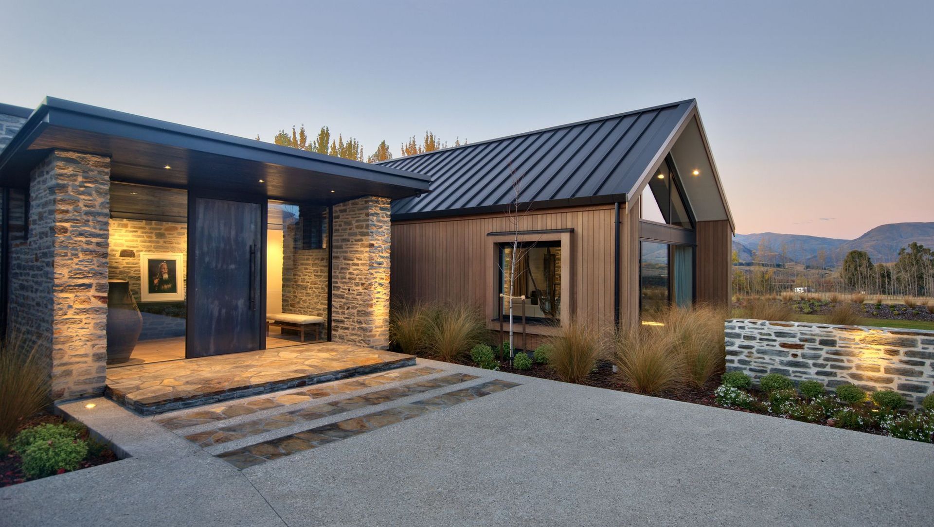 Dalefield House banner