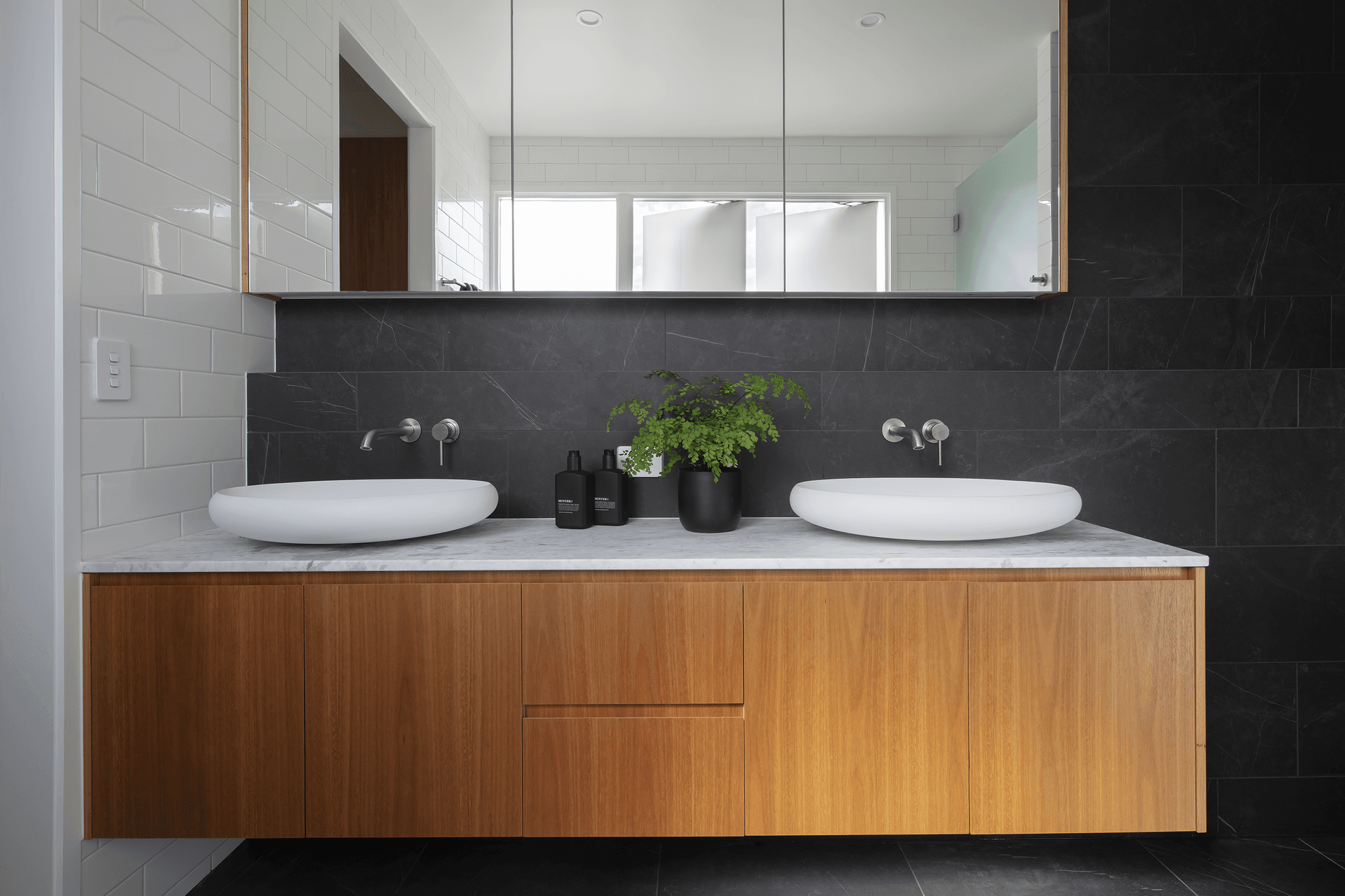 Annie Street Residence