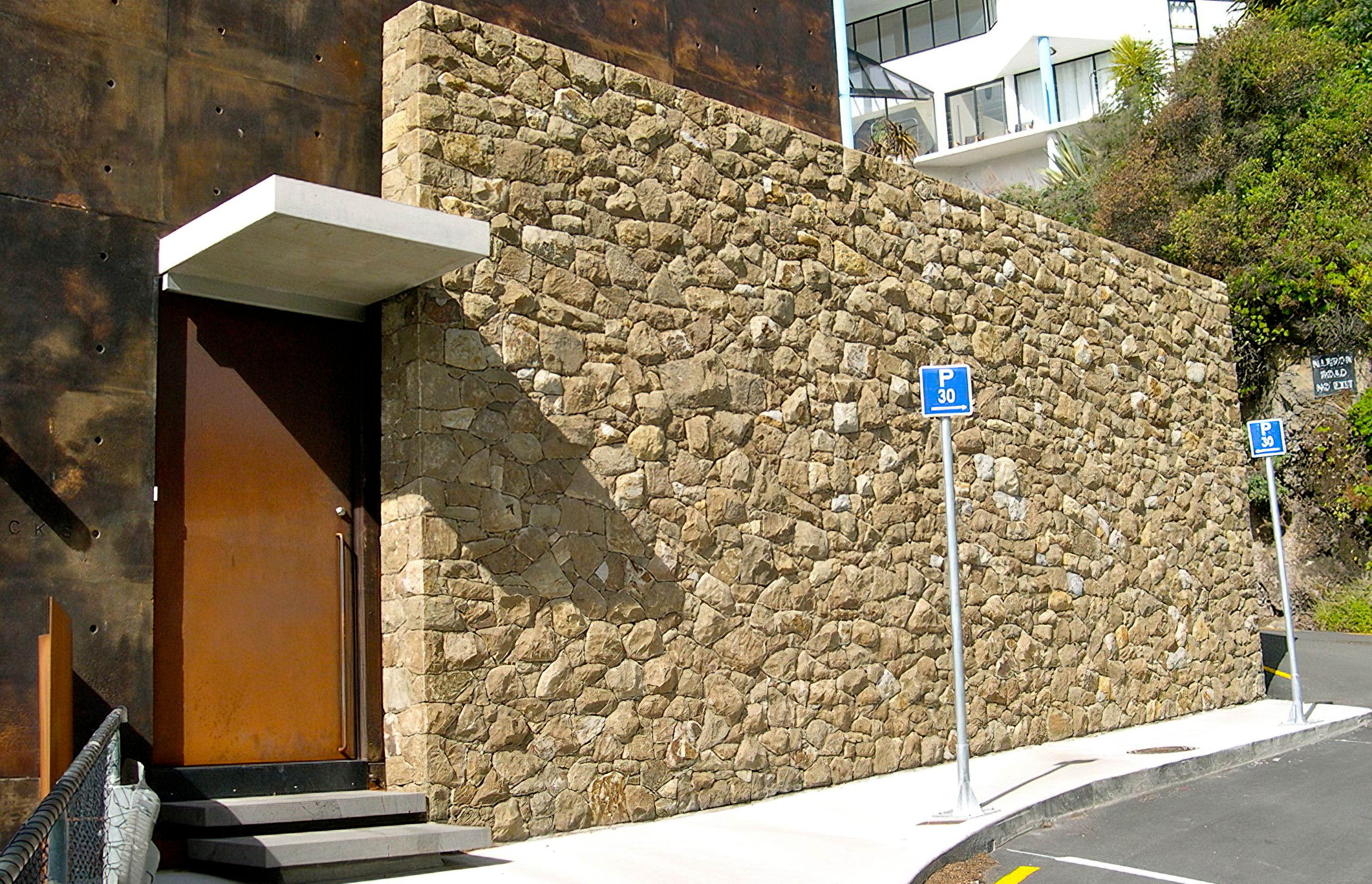 Walling