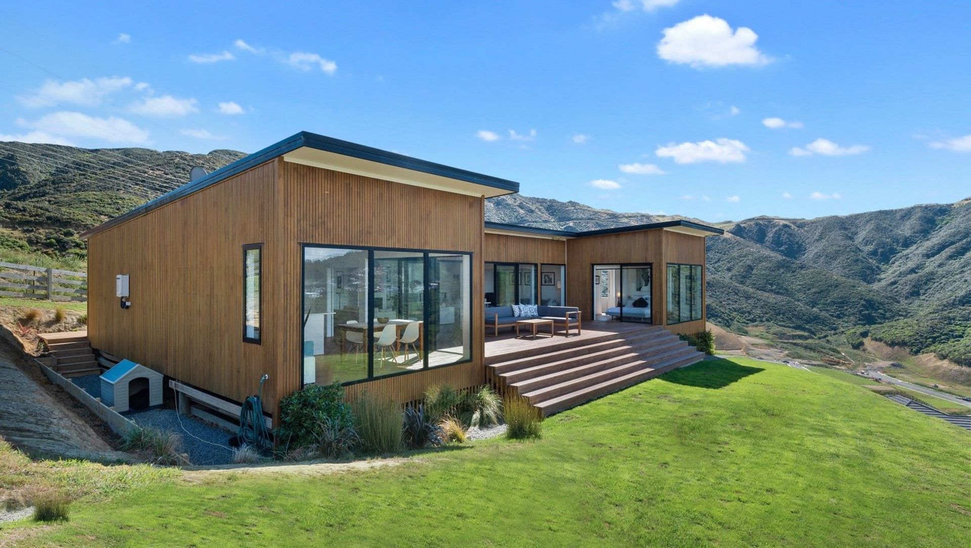 Crofton Downs banner