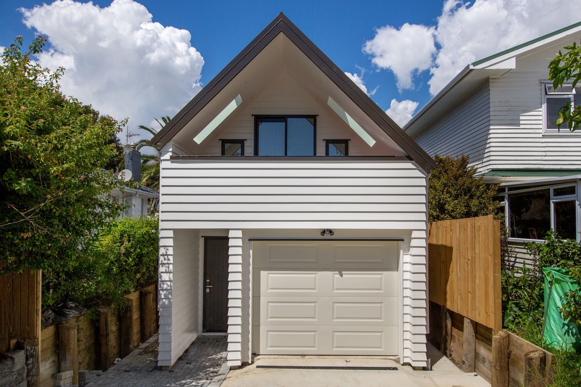 Mount Wellington - 2-storey Family Home