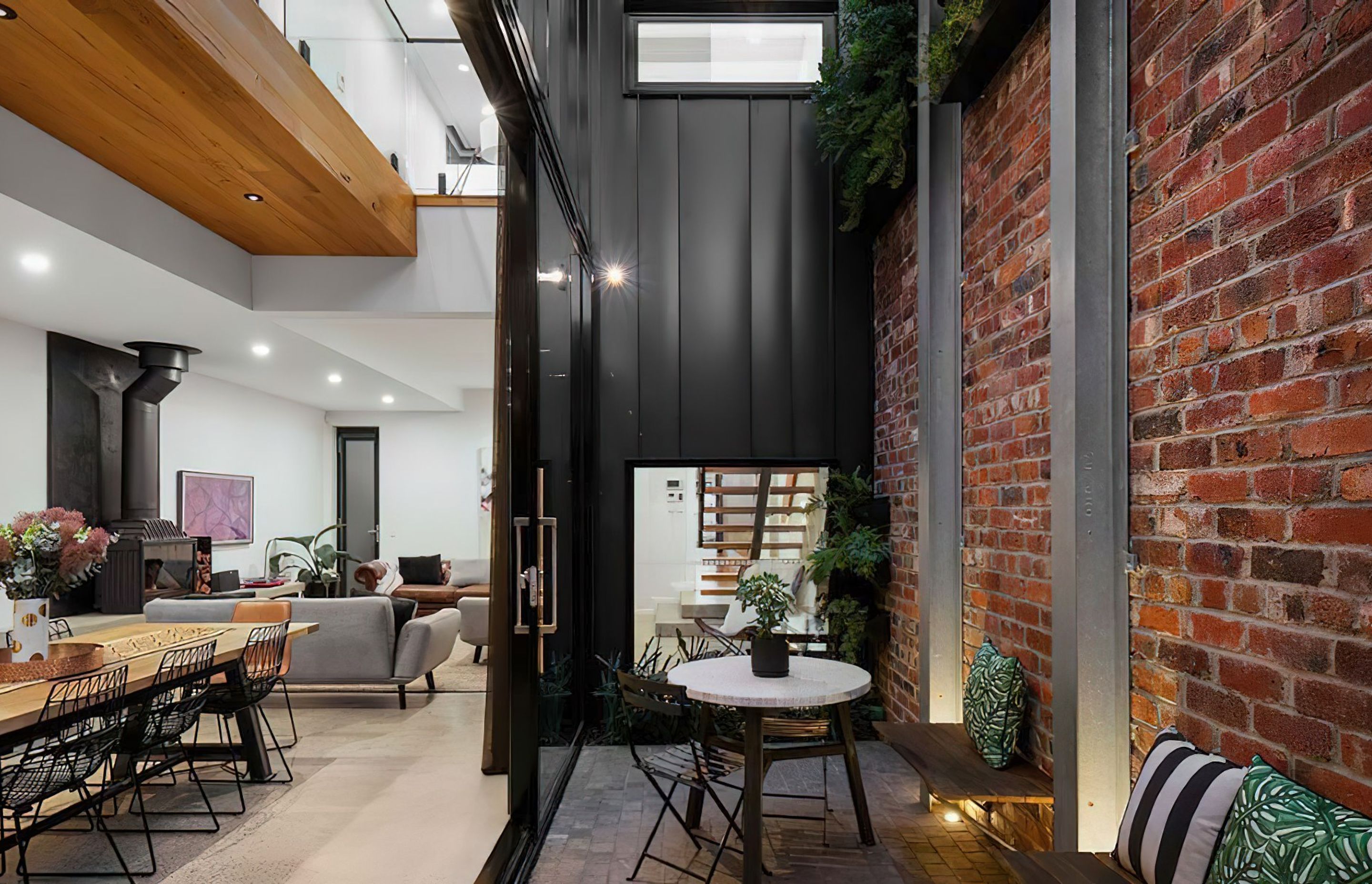 Elwood Residence