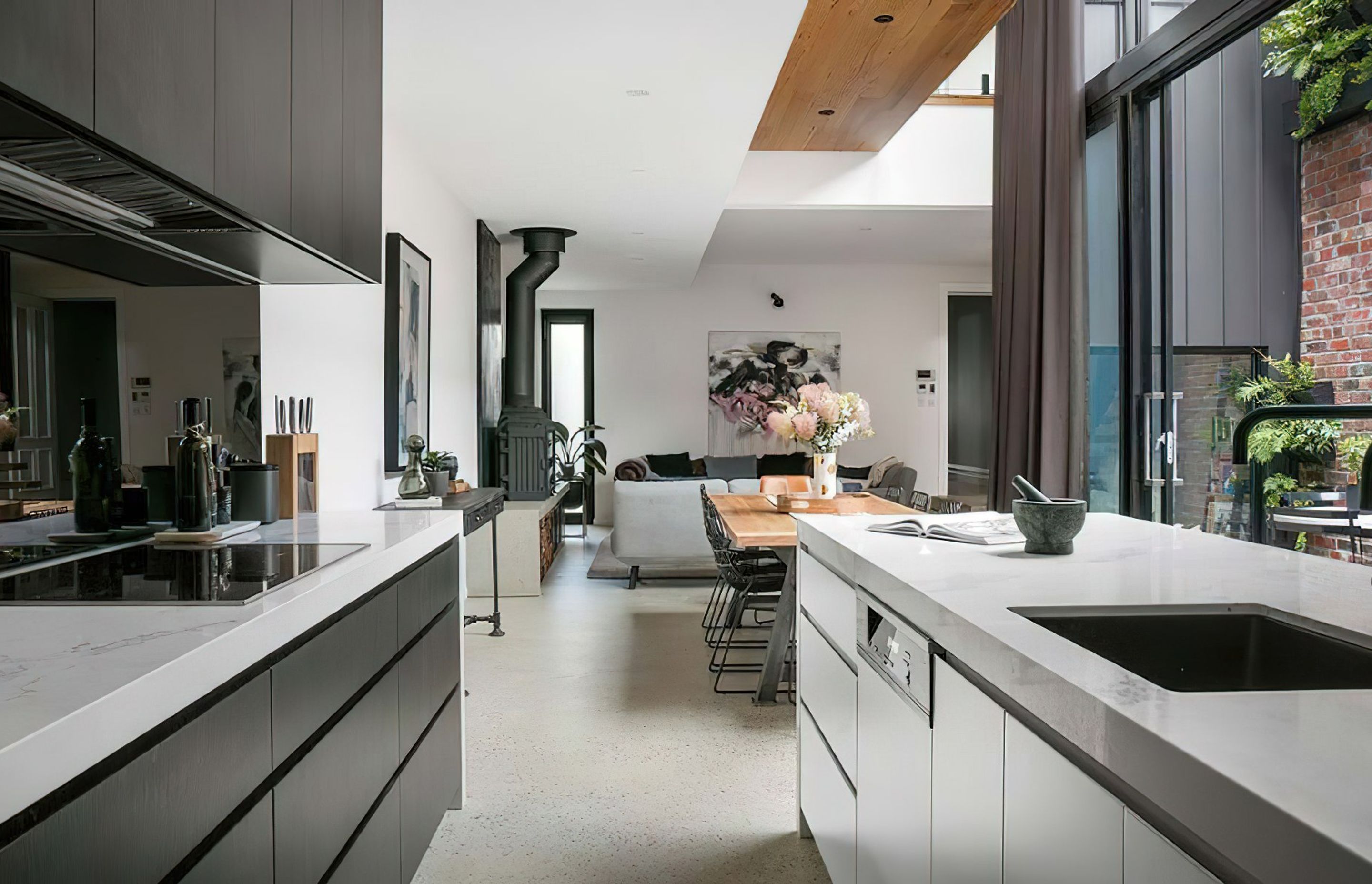 Elwood Residence