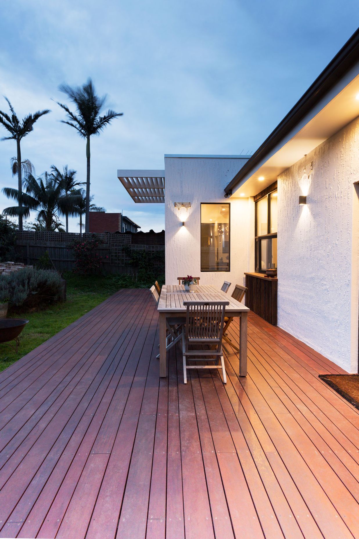 Deco House