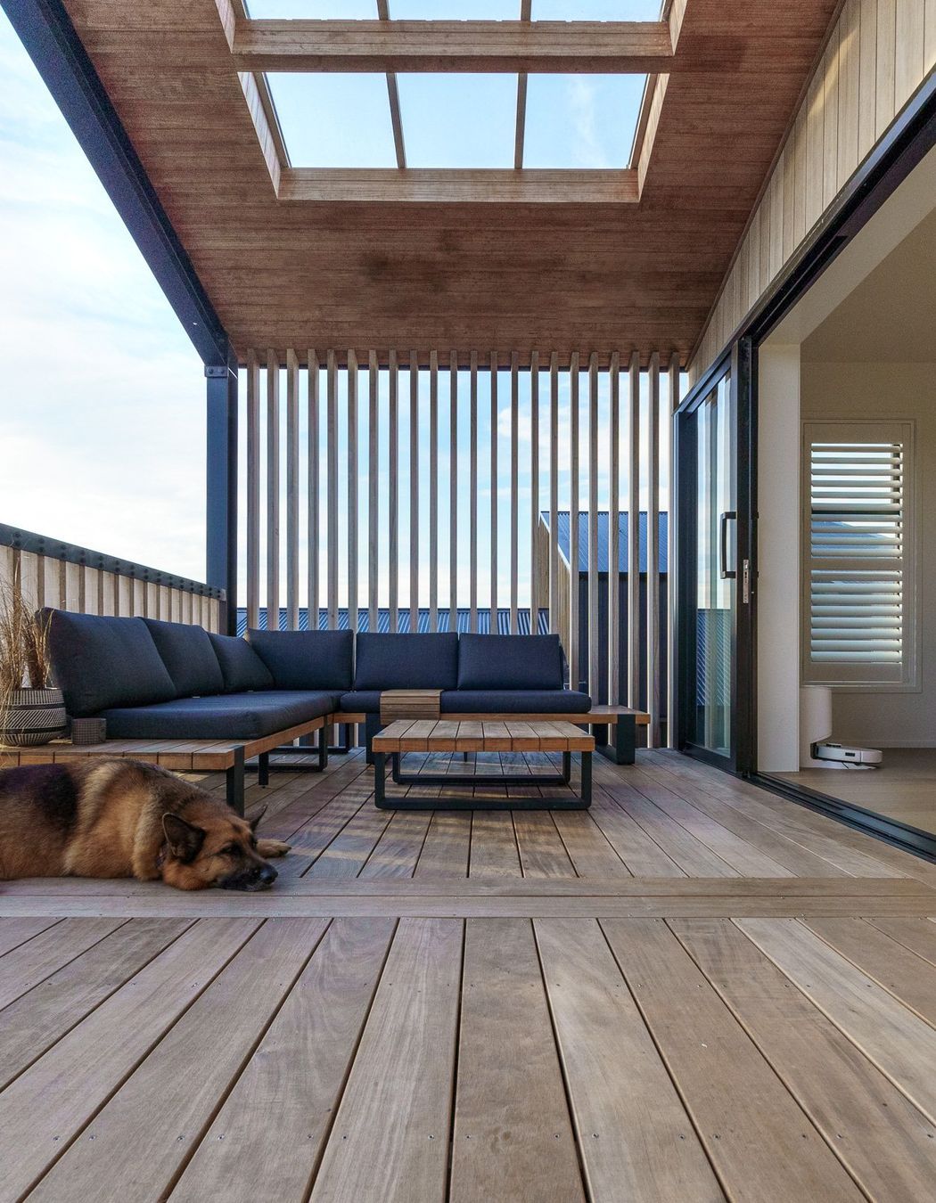 ETALArchitectureHamishWhitePukeruaBayHouse-4.jpg