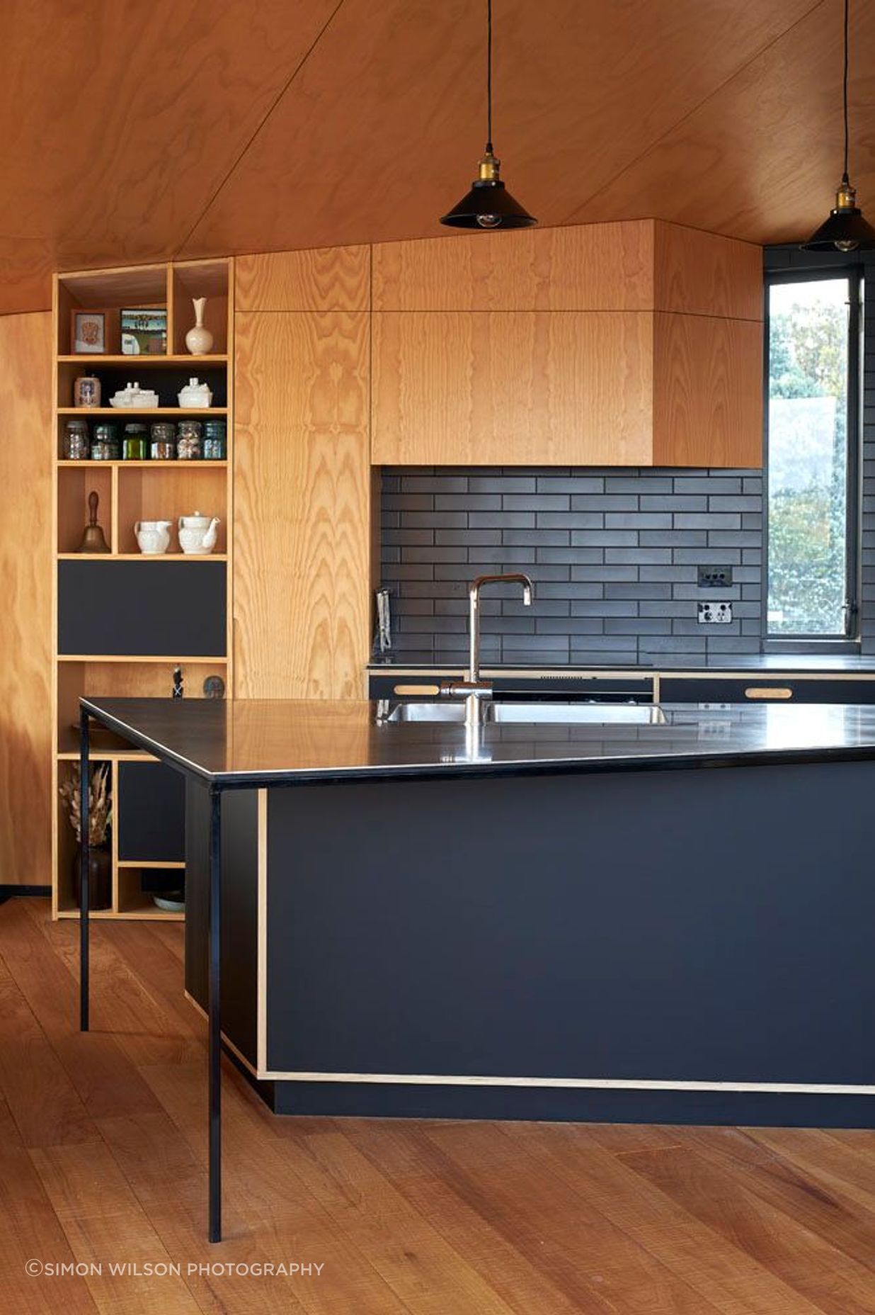 Bowentown Bach_Kitchen