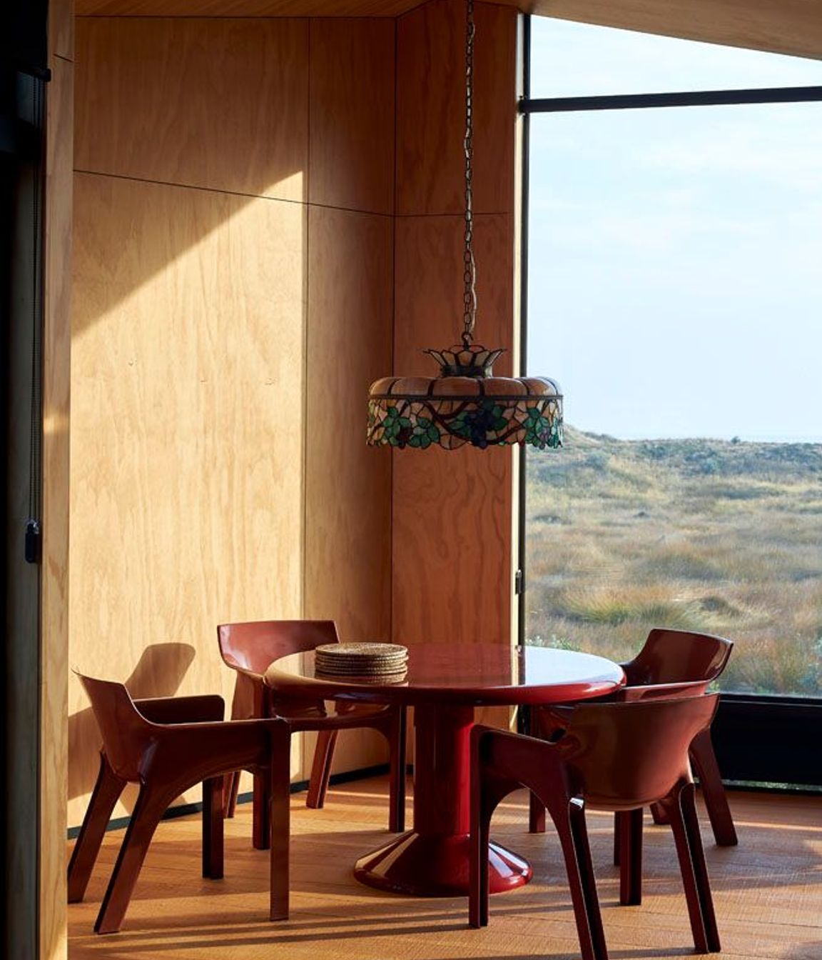 Bowentown Bach_Dining