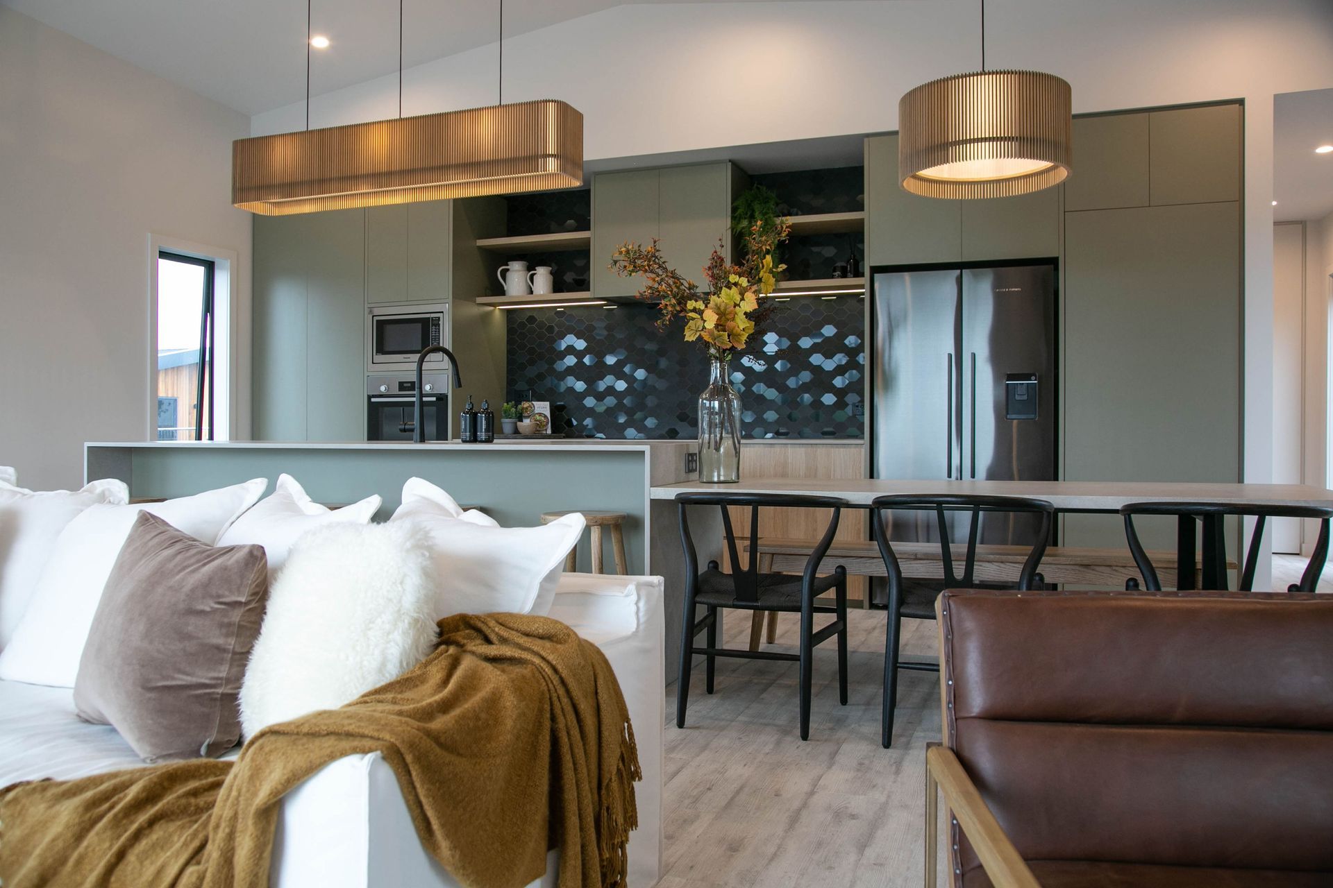 Modern transportable home