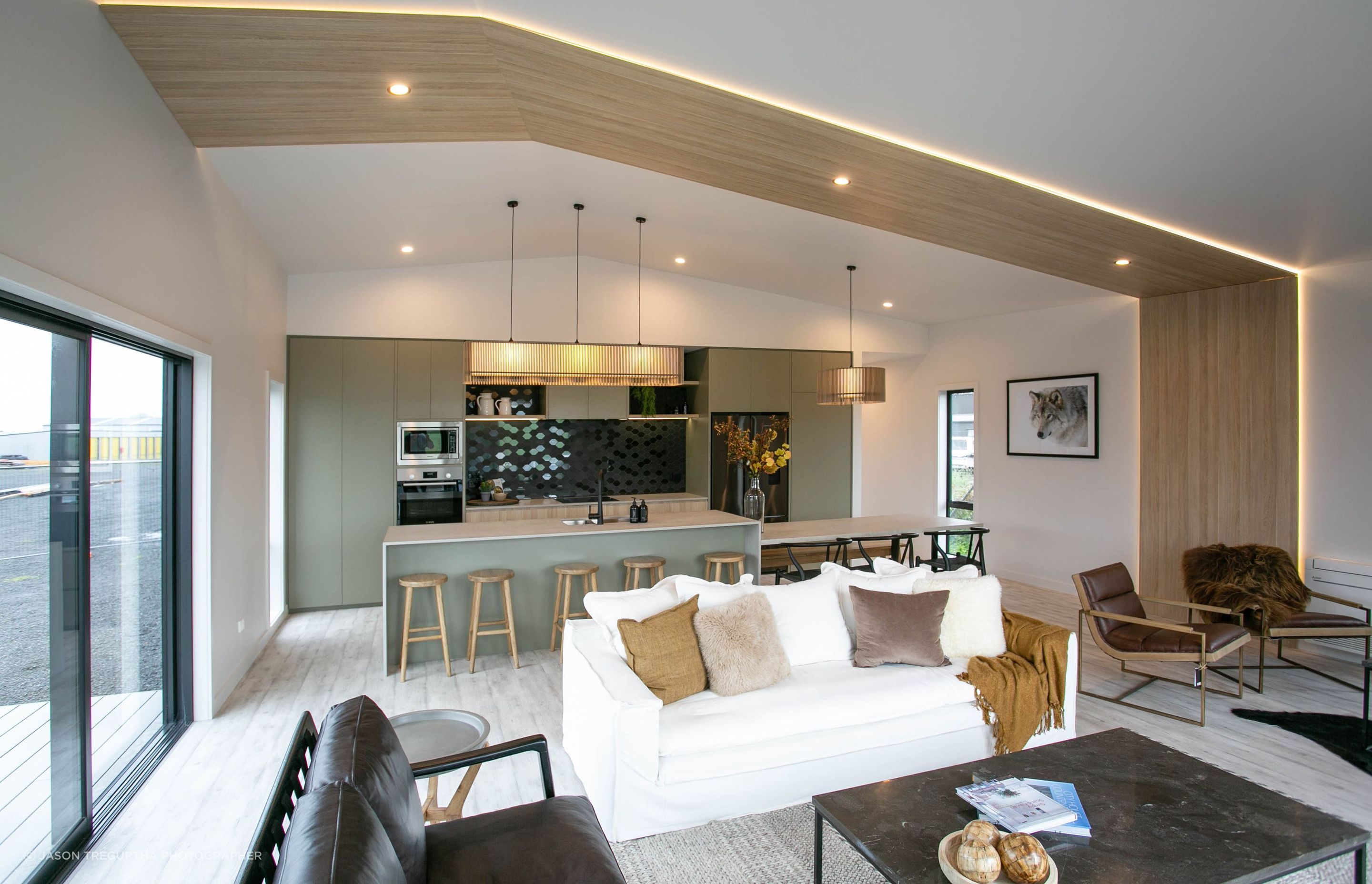 Modern transportable home