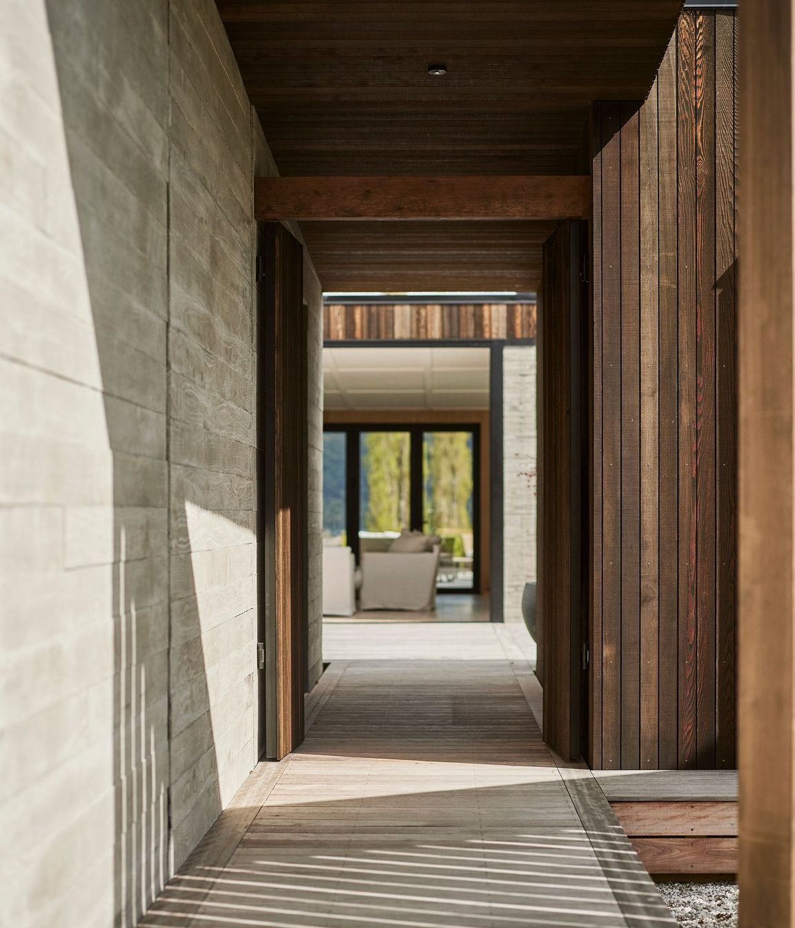 Entry-to-Living-roomlooking-through-courtyardBOON.jpg