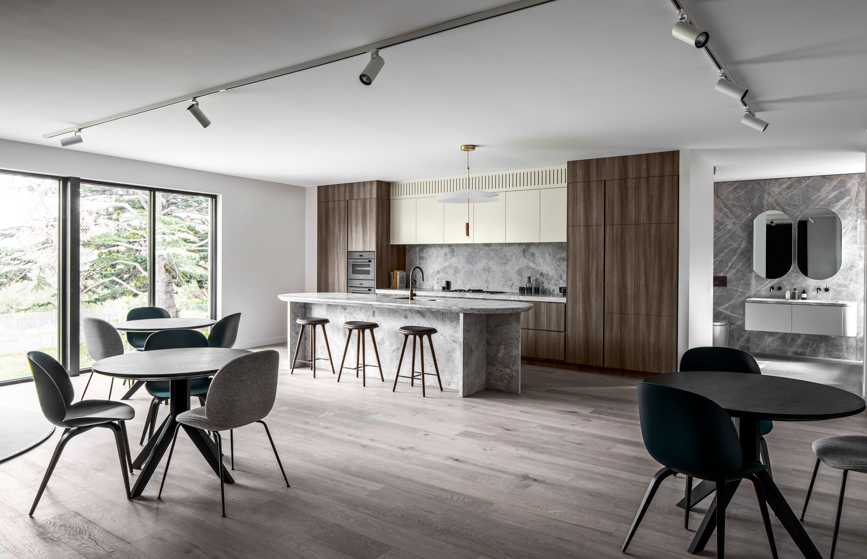 Oakwood Residences