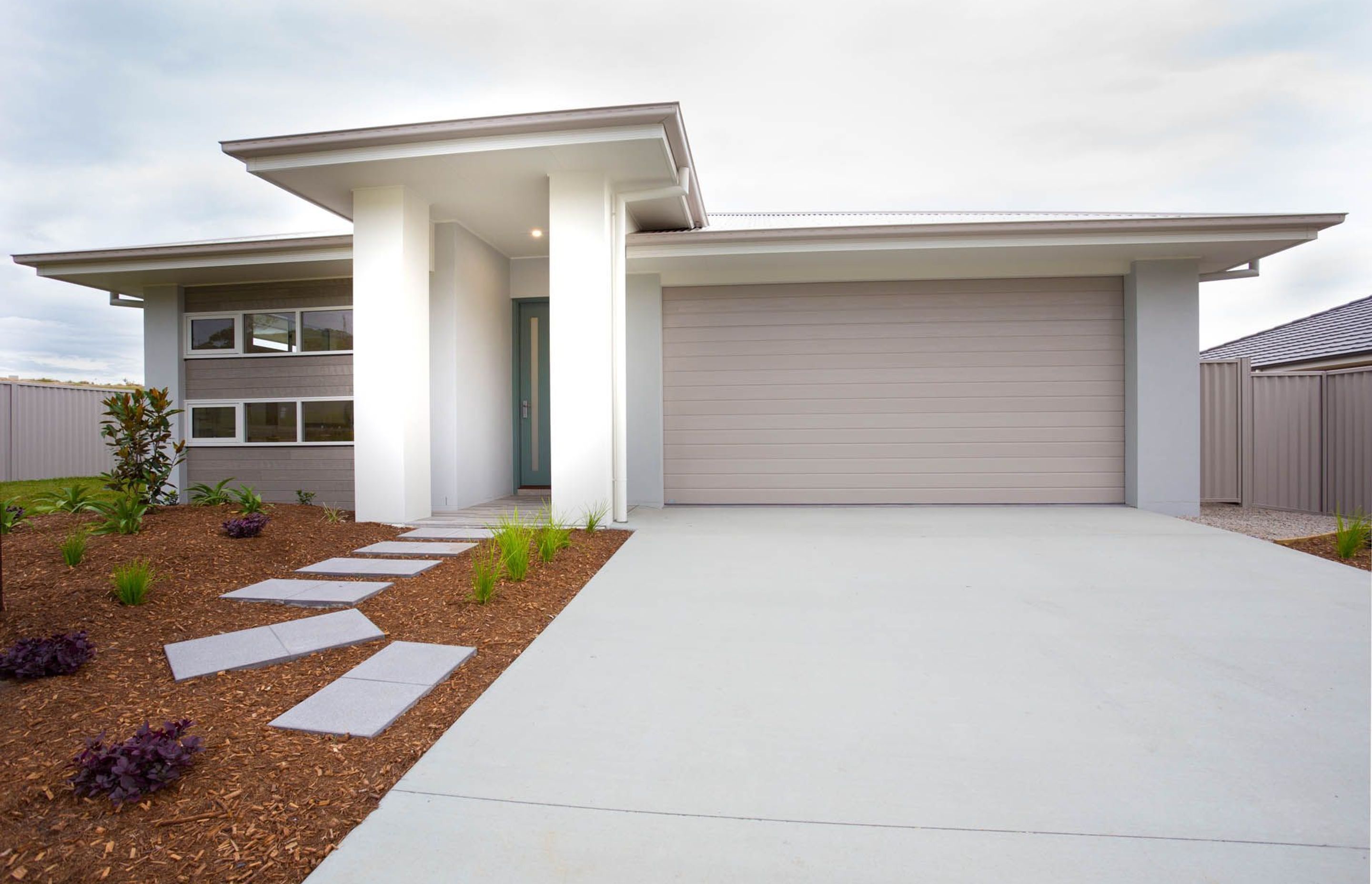 Colorbond Garage Door for Balance Design & Construction’s Display Home