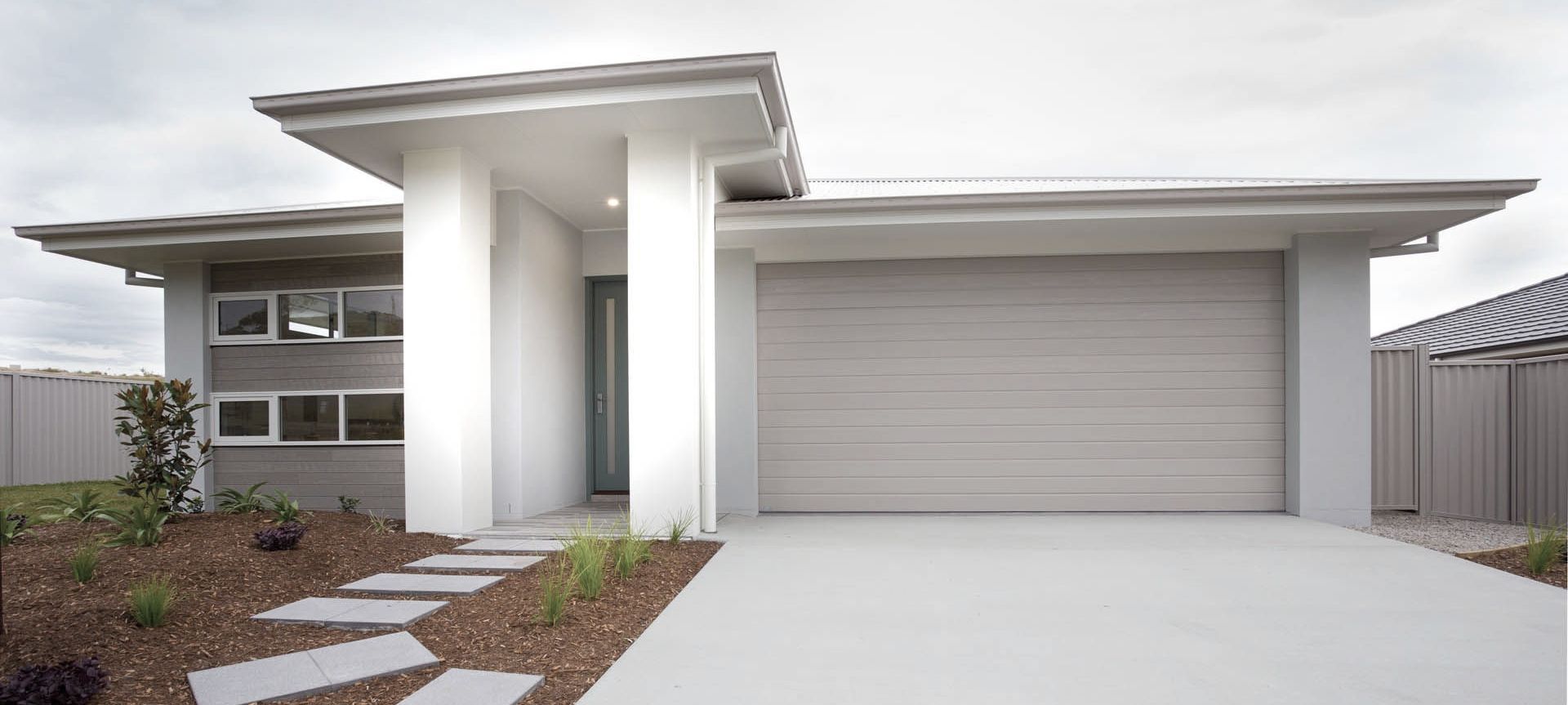 Colorbond Garage Door for Display Home banner