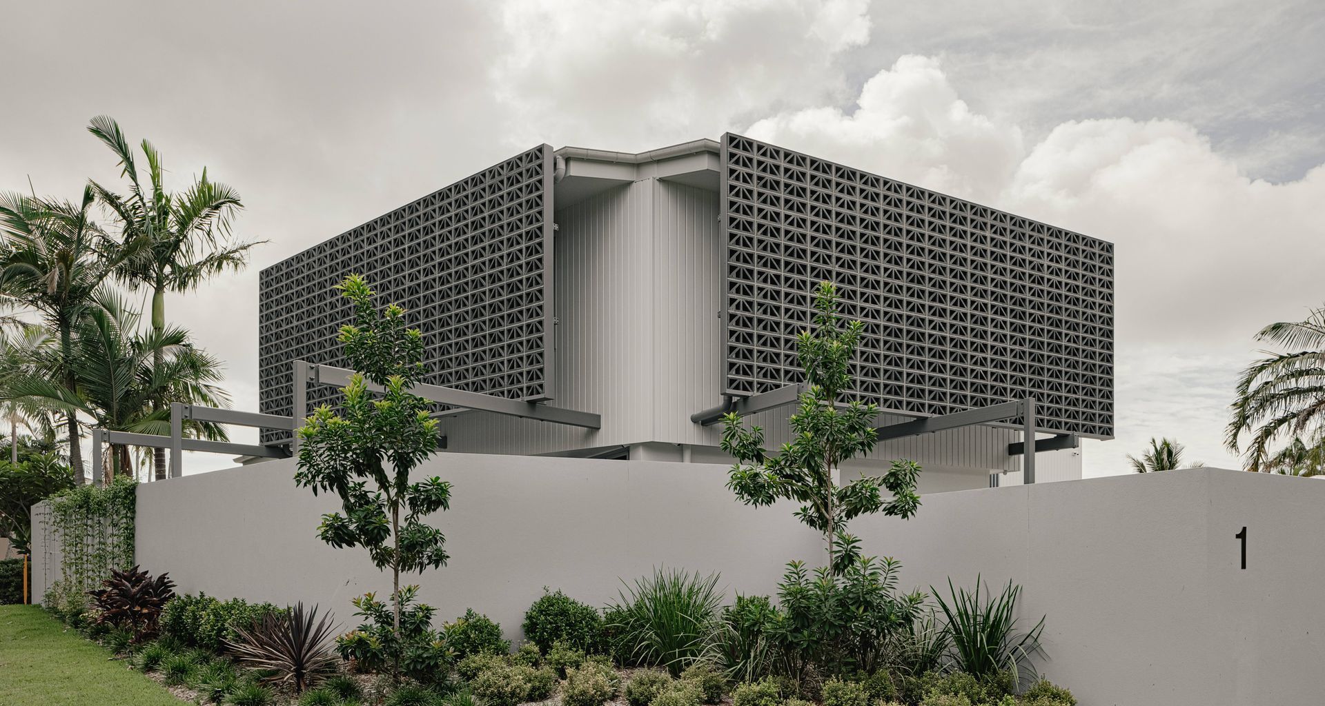 Dolphin Residence banner