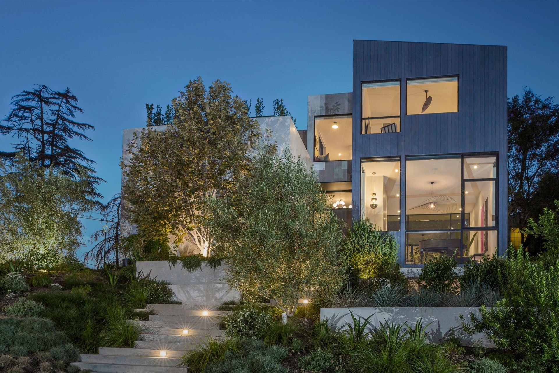GARDEN-HOUSEEXTERIOR06-ap-compressed.jpg