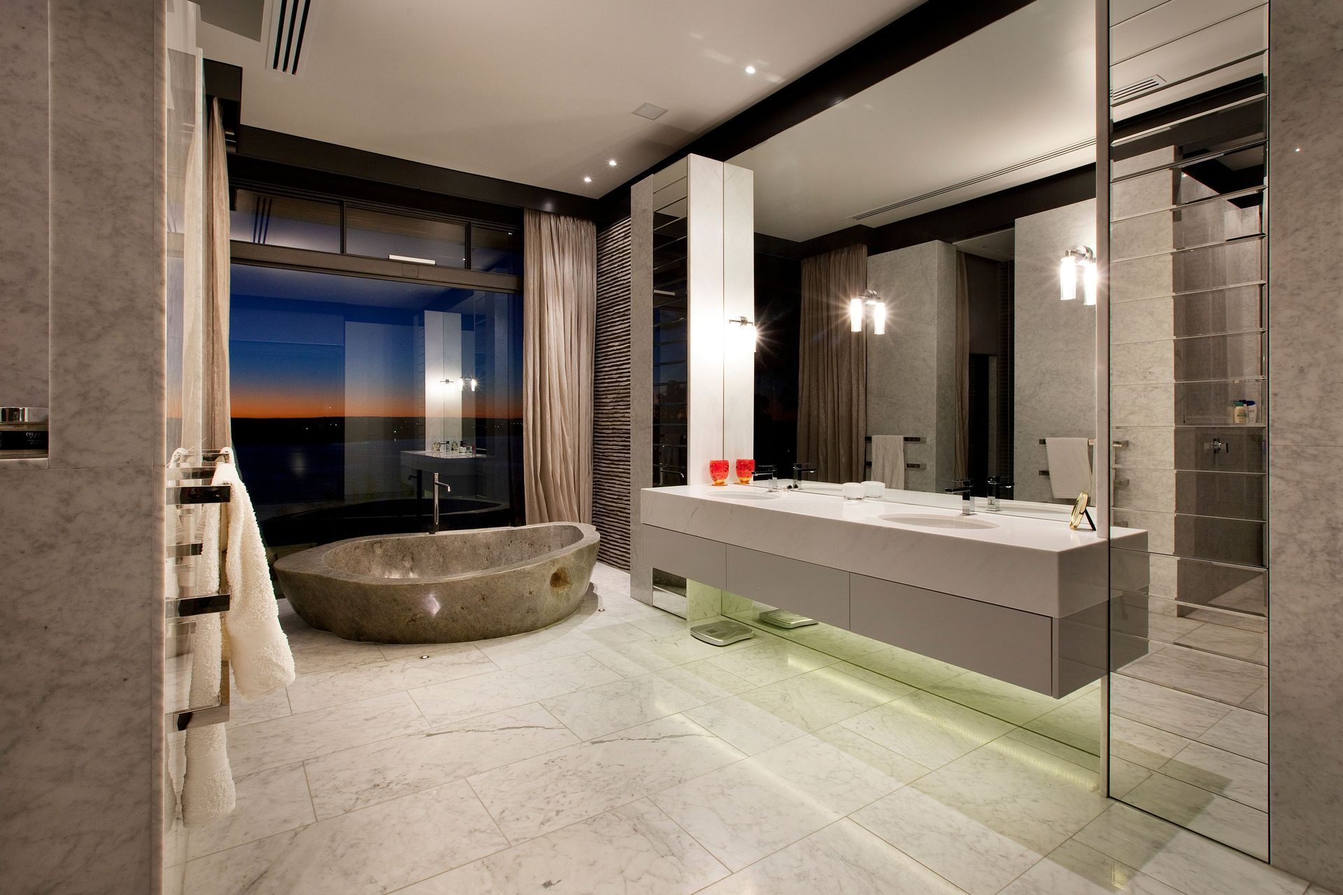 Peppermint Grove Residence