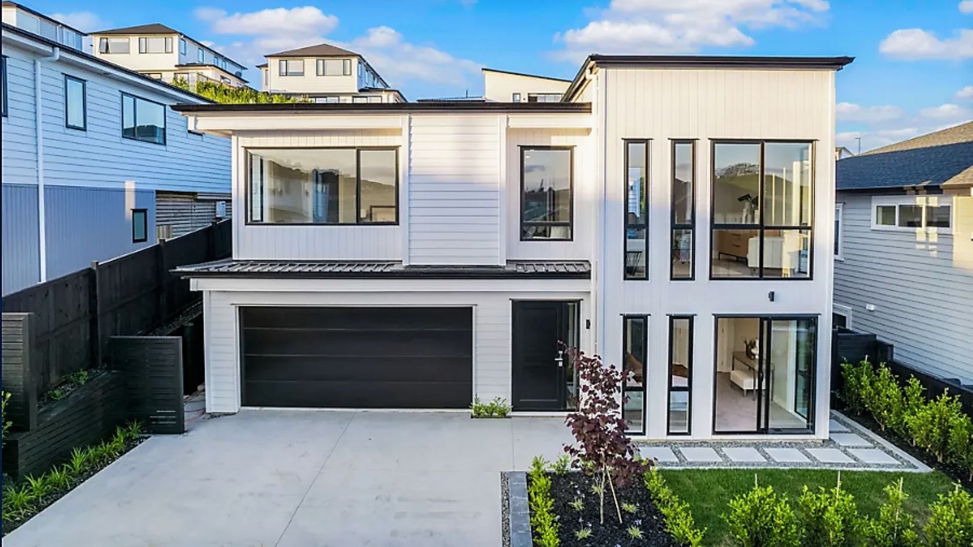 Godfrey Drive Orewa video