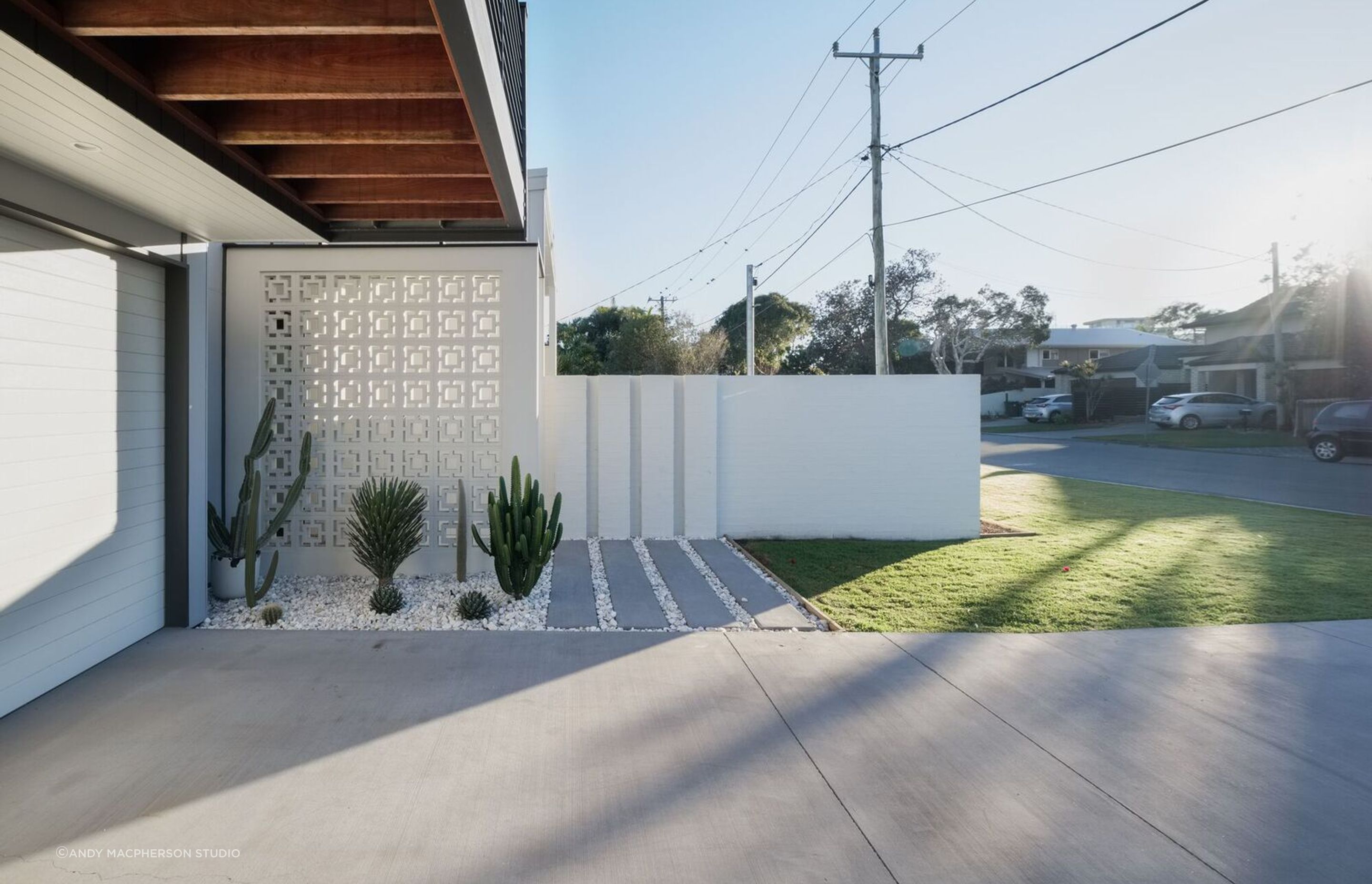 Happyness House