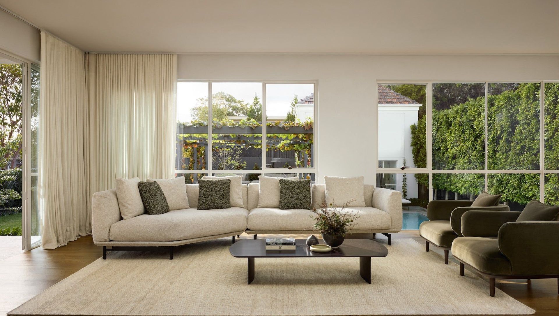 Heyington Place banner