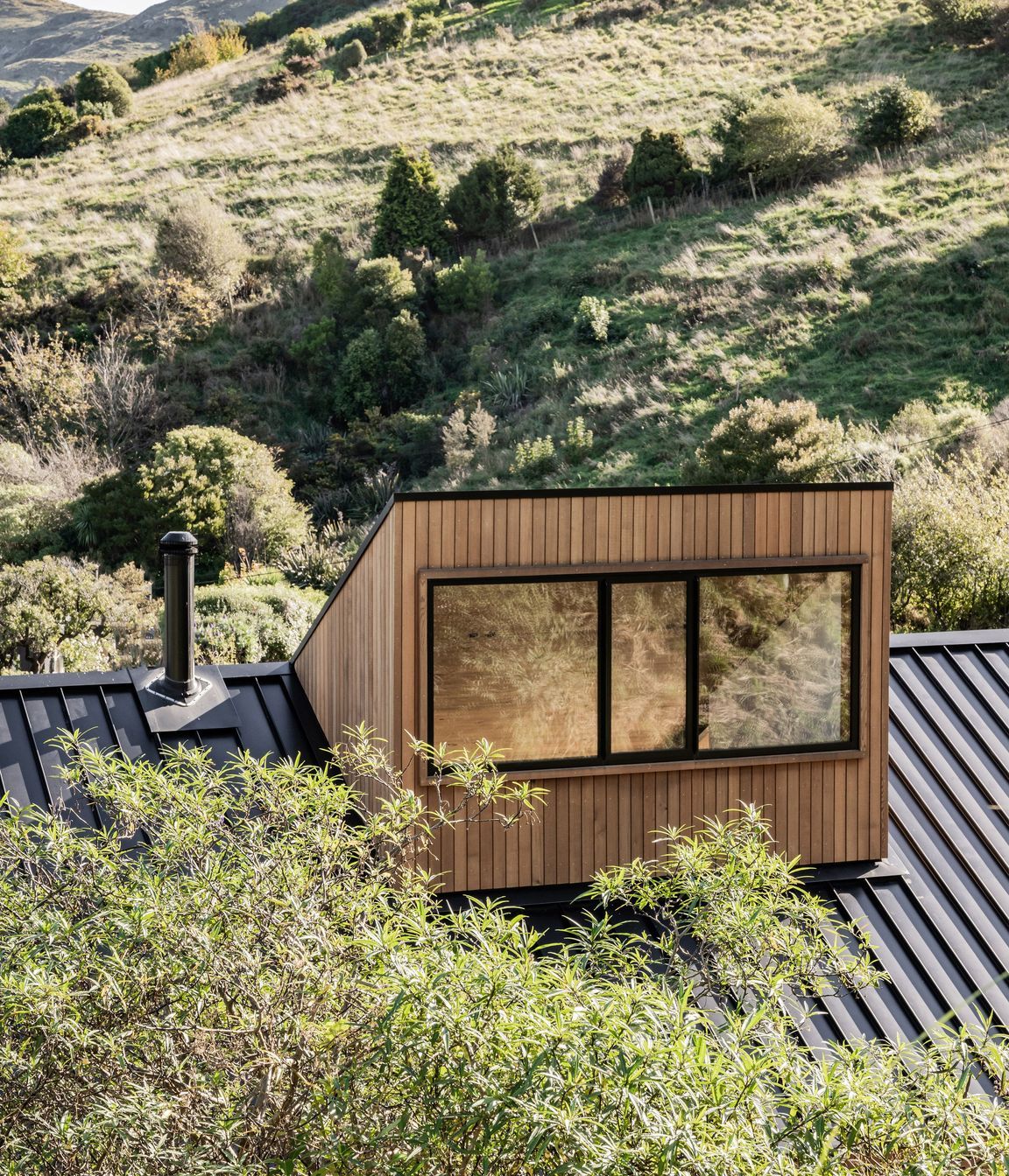 Harbour-View-Cabin-Pop-Top-Stephen-Goodenough.jpg