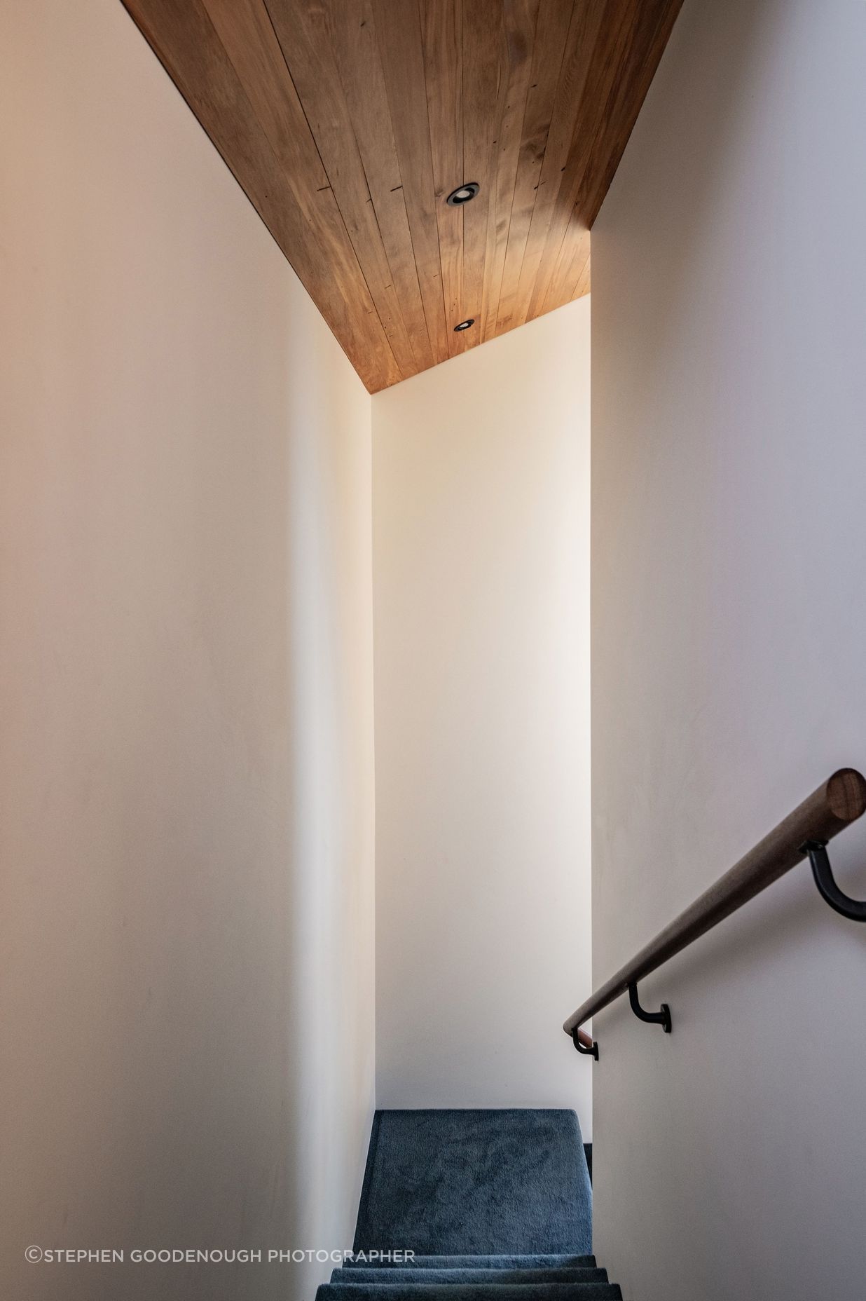 Harbour-View-Cabin-Stair-Stephen-Goodenough.jpg
