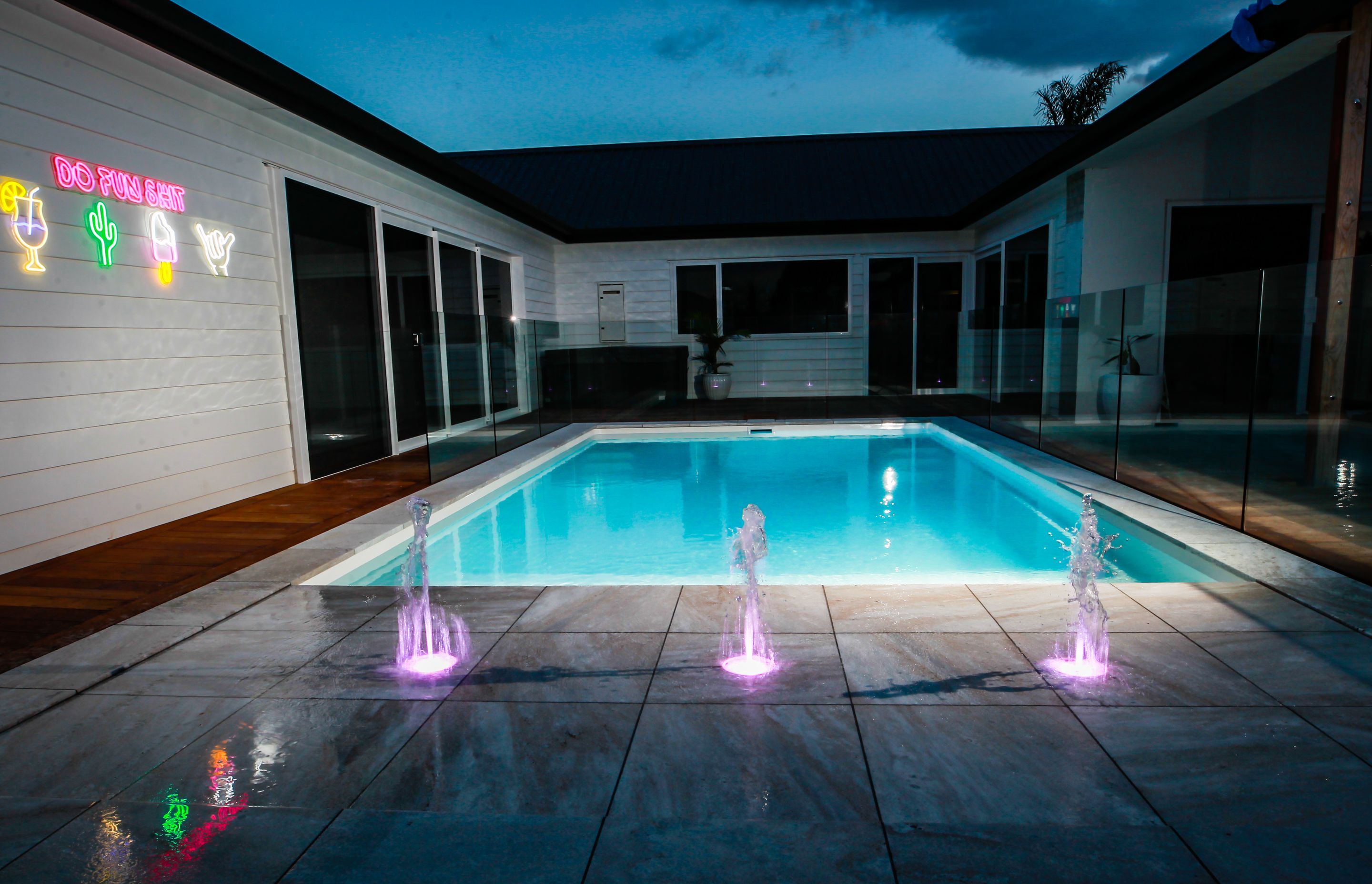 Hawkesbay Grandeur