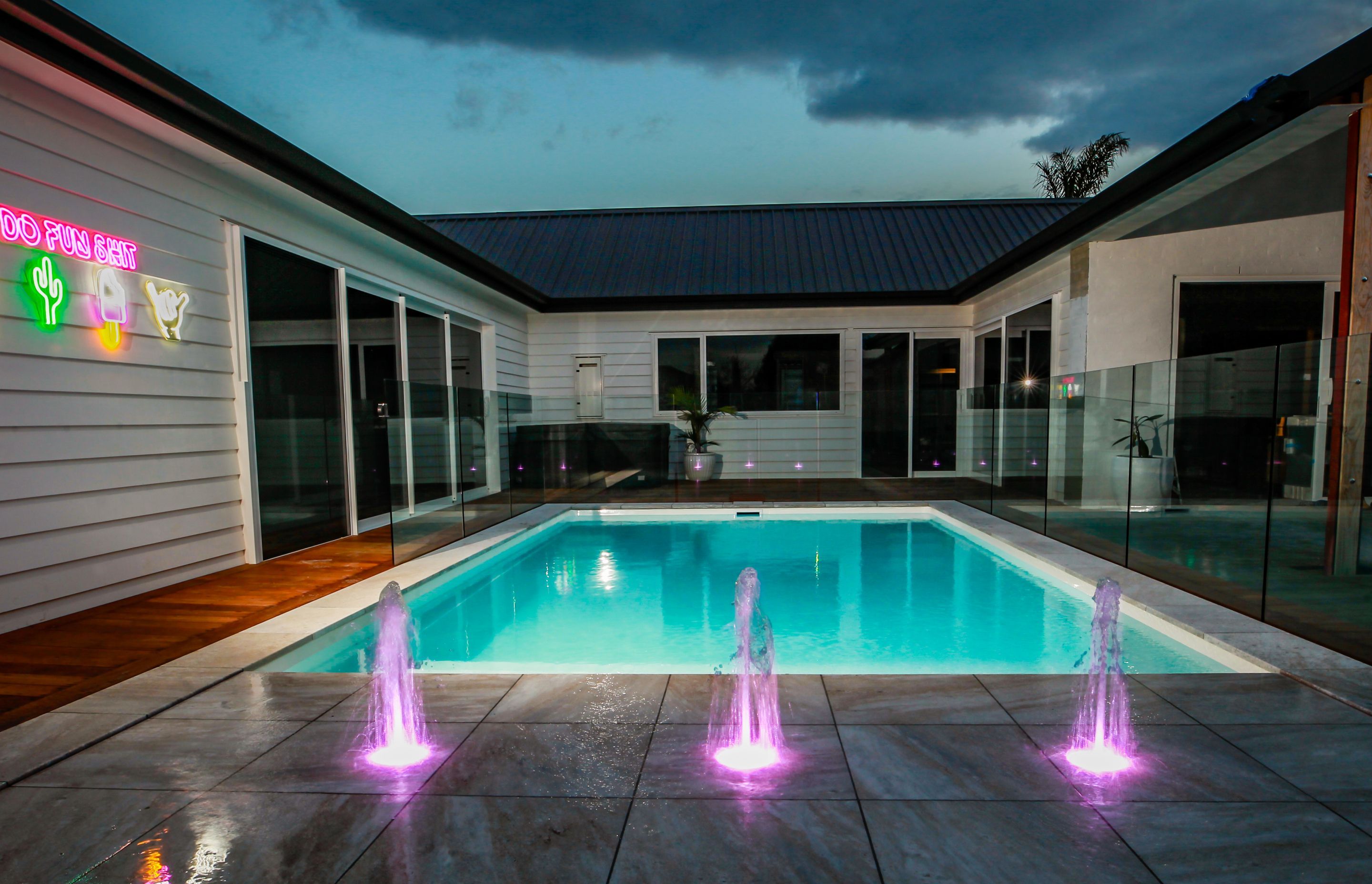 Hawkesbay Grandeur