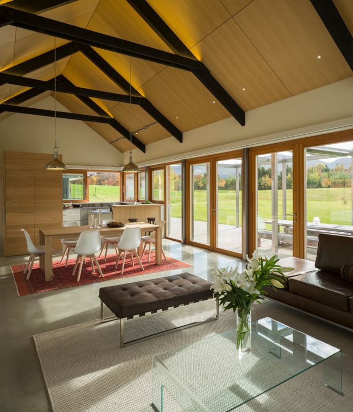 Hawthorn "Contemporary Farm" House
