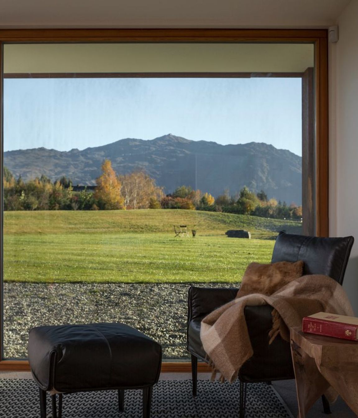 Hawthorn "Contemporary Farm" House