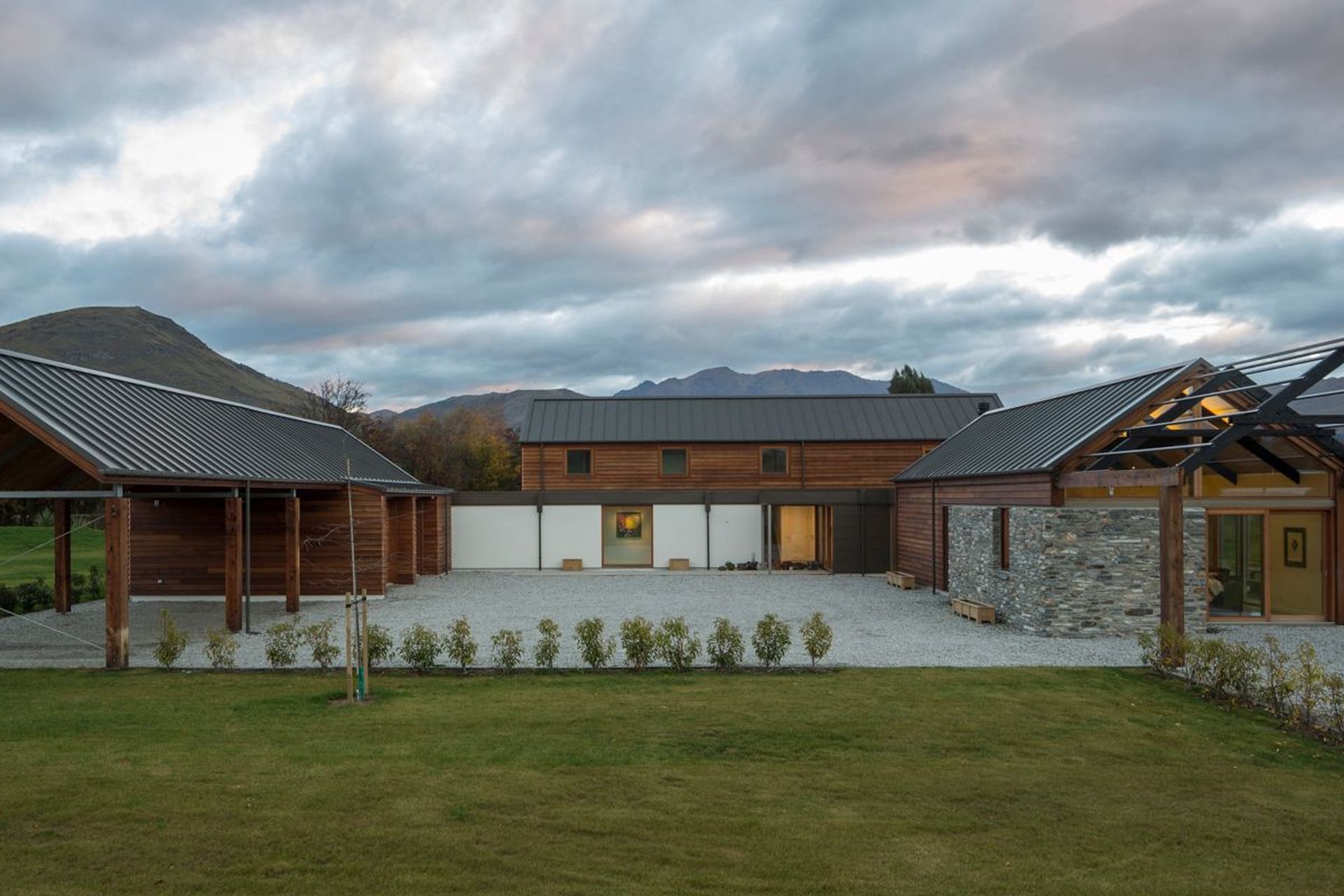 Hawthorn "Contemporary Farm" House